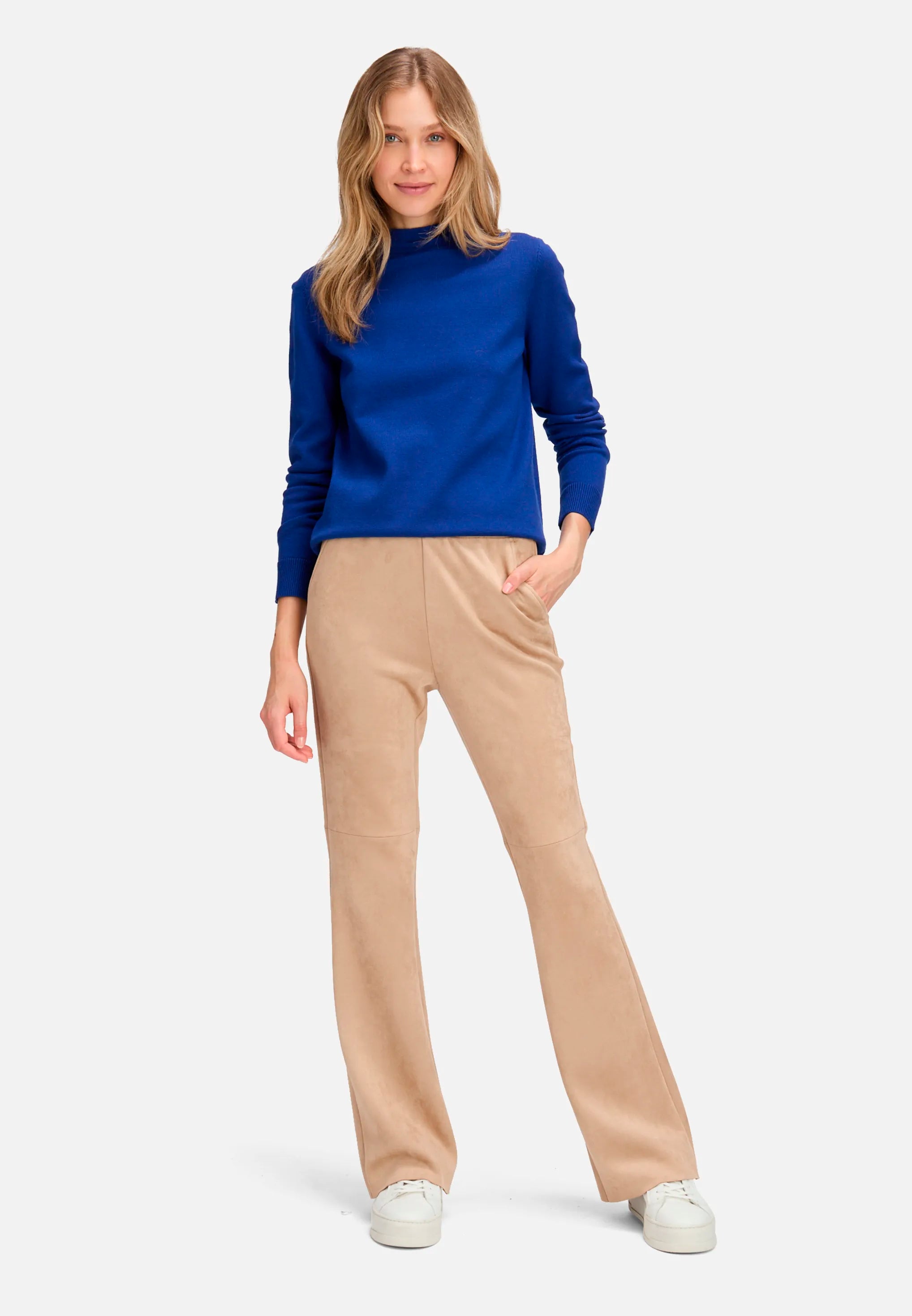 Betty Barclay_Adria_Basic Knit Sweater with Stand-Up Collar_5343-2907_8329_02