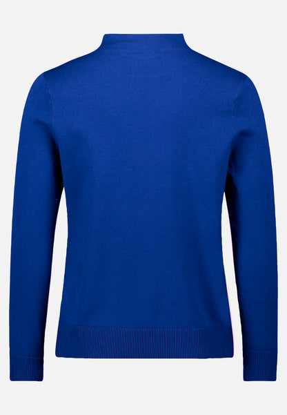 Betty Barclay_Adria_Basic Knit Sweater with Stand-Up Collar_5343-2907_8329_05