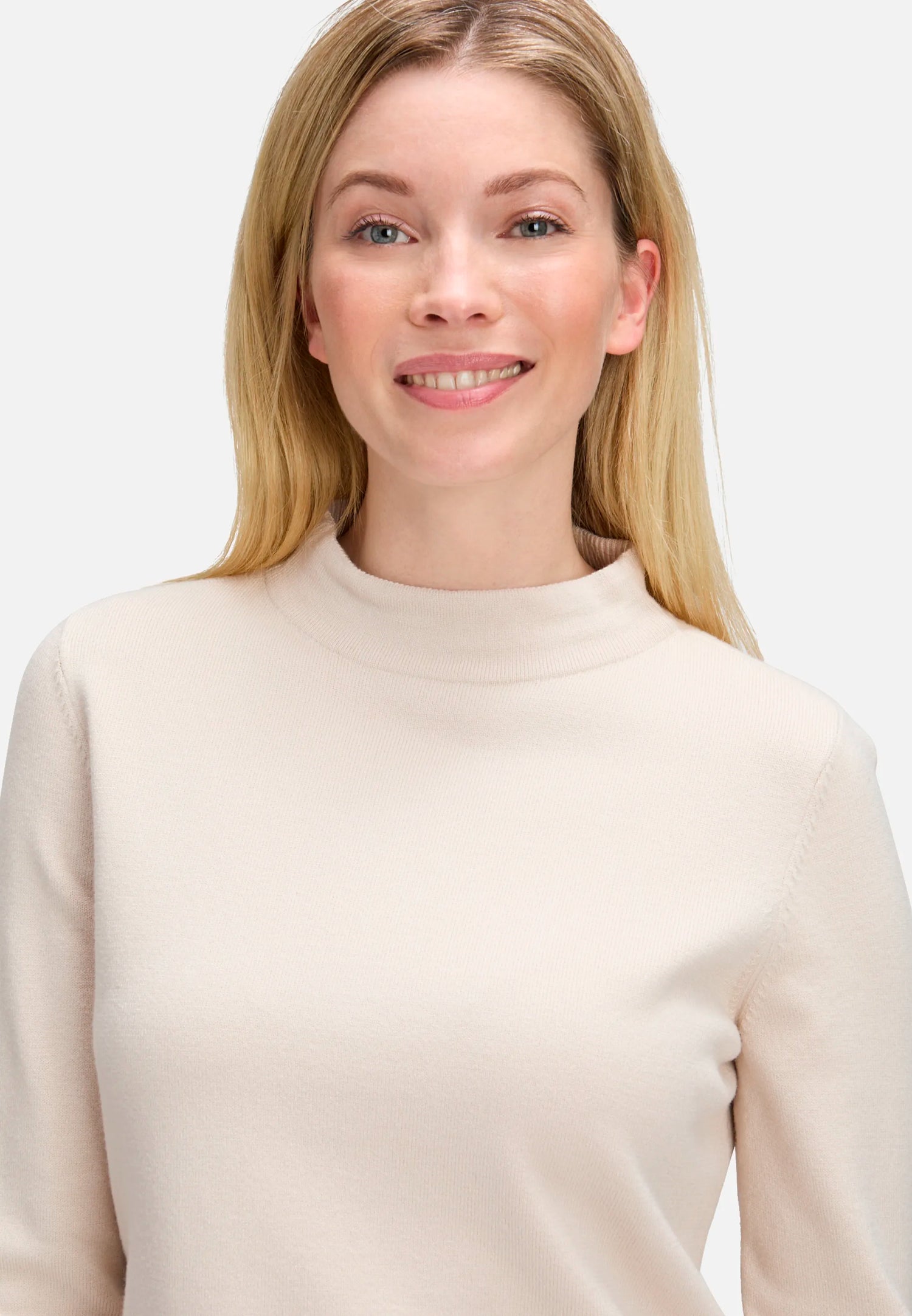 Betty Barclay_Pastel Sand_Basic Knit Sweater with Stand-Up Collar_5343-2907_9104_07