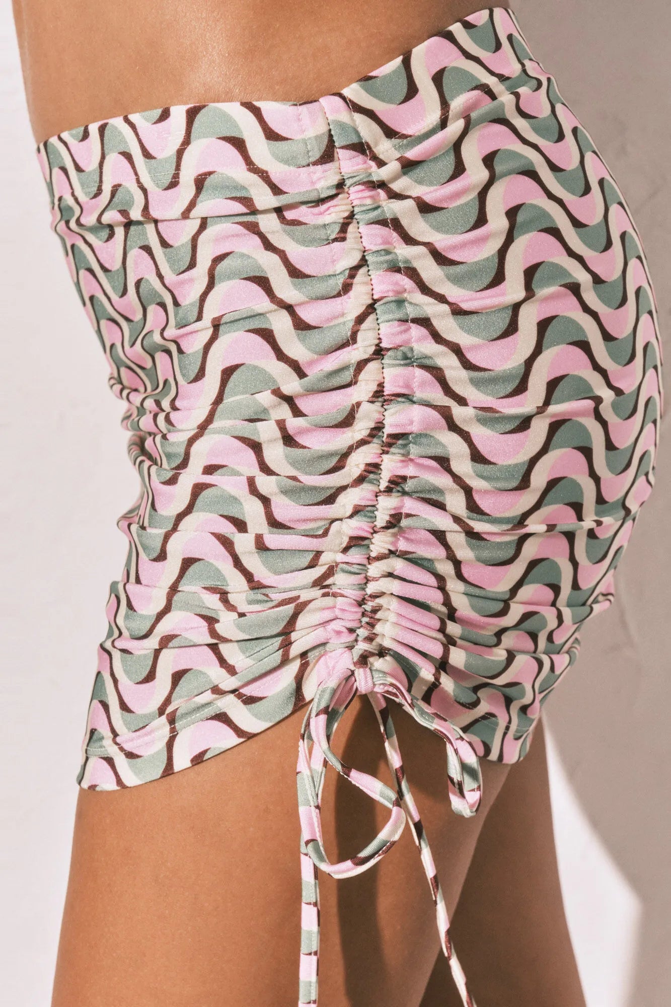 Women Secret_Multicoloured_Geometric Print Mini Sarong Skirt_5543696_98_04