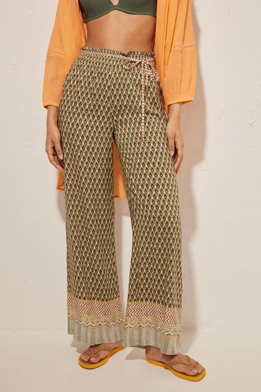 Printed Loose Fit Trousers_5547395_29_02