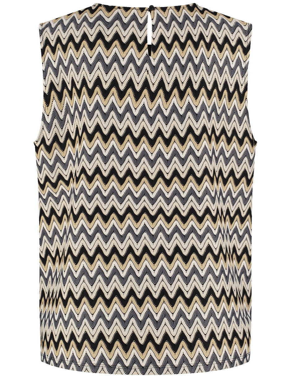 Gerry Weber_Sleeveless Blouse in a Crochet Look_560090-31244_9112_06