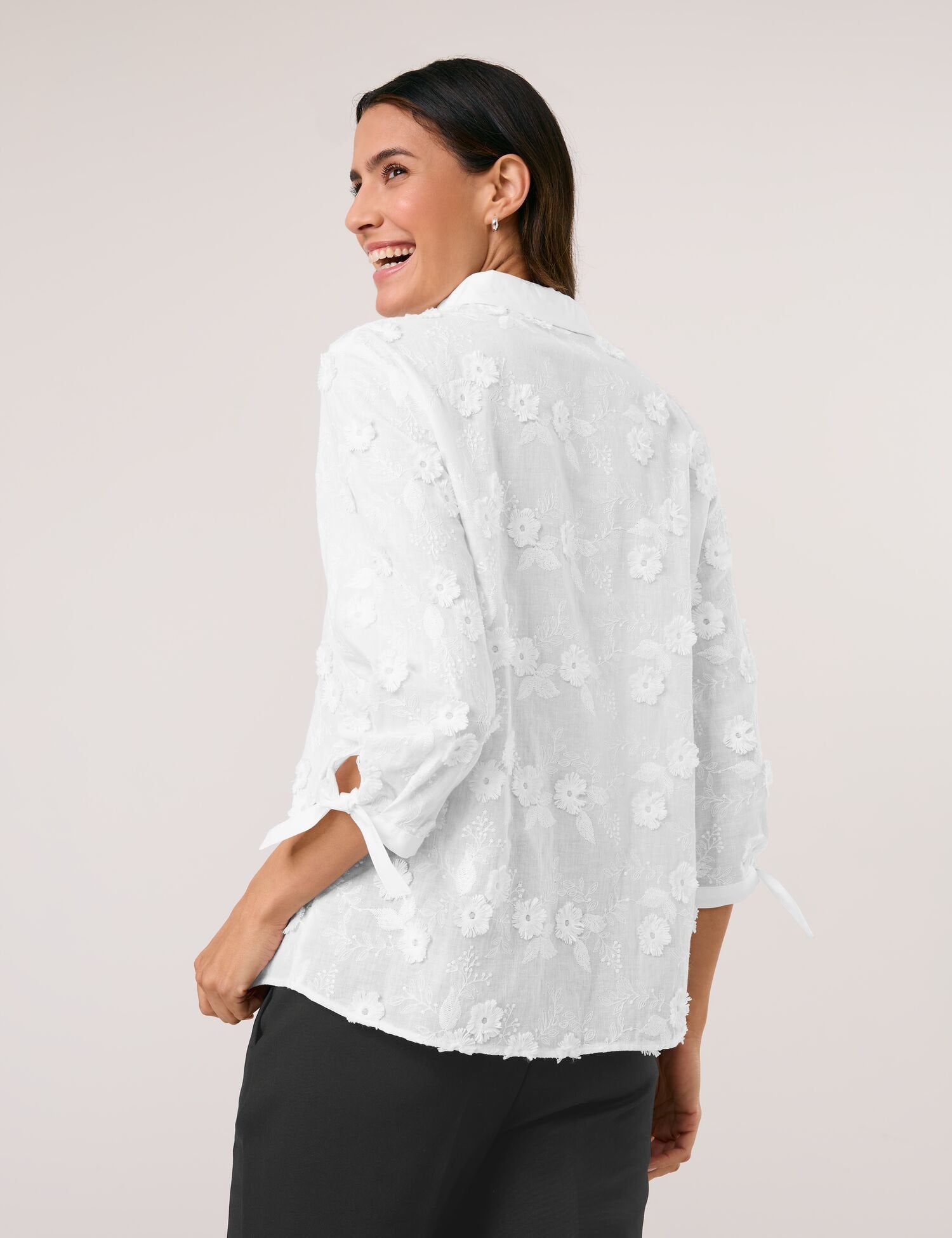 Gerry Weber_Blouse with 3/4-Length Sleeves and 3D Floral AppliquŽing_560106-31451_99600_03