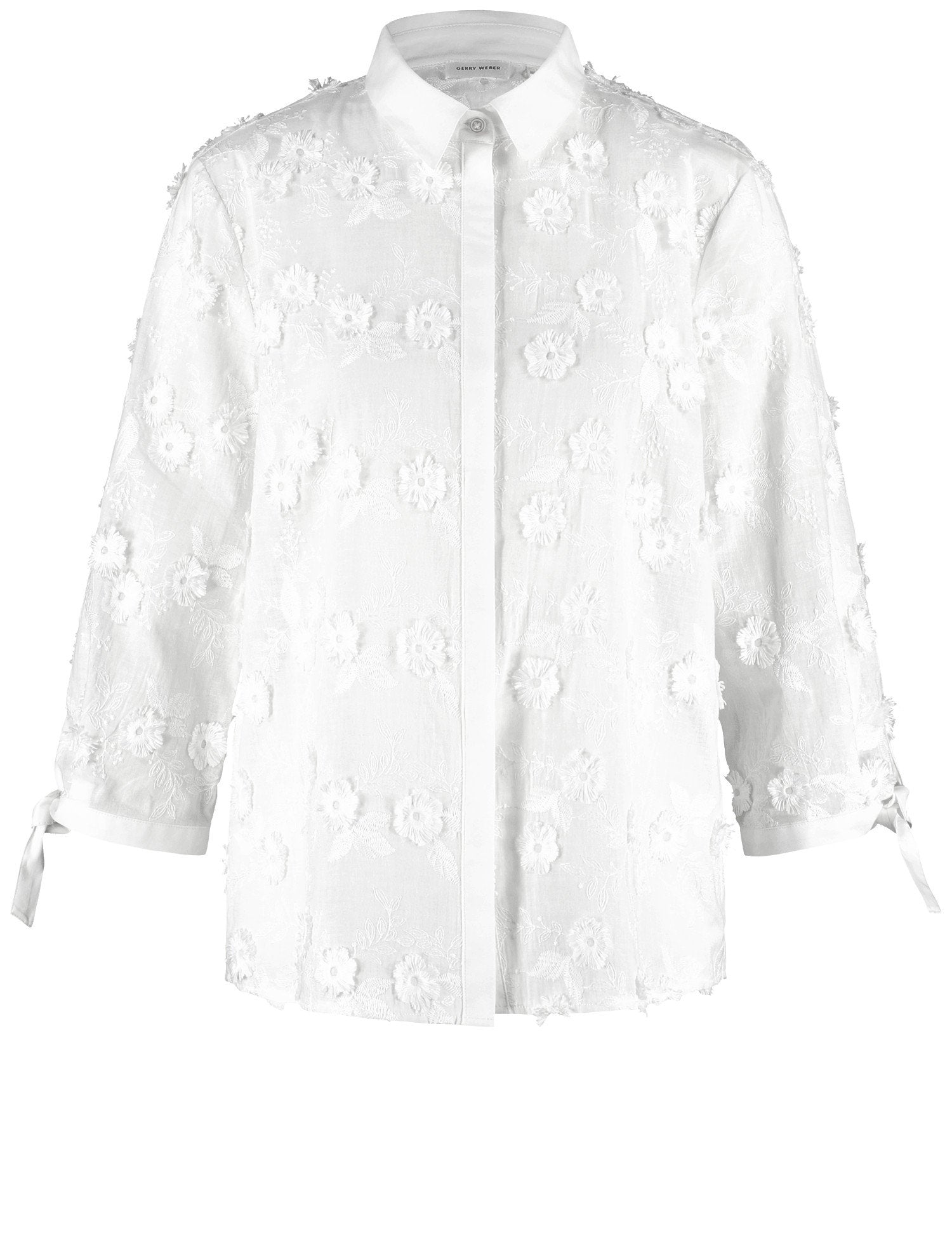 Gerry Weber_Blouse with 3/4-Length Sleeves and 3D Floral AppliquŽing_560106-31451_99600_05