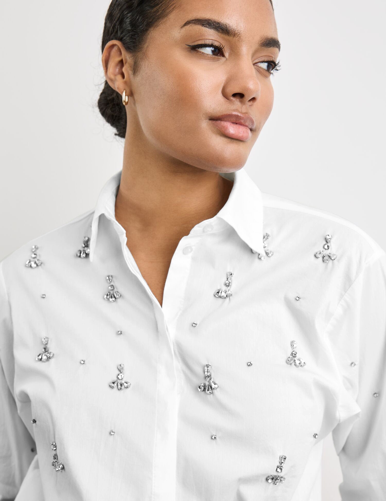 Cotton Blouse With Rhinestone Embellishment_560342-11116_9600_02