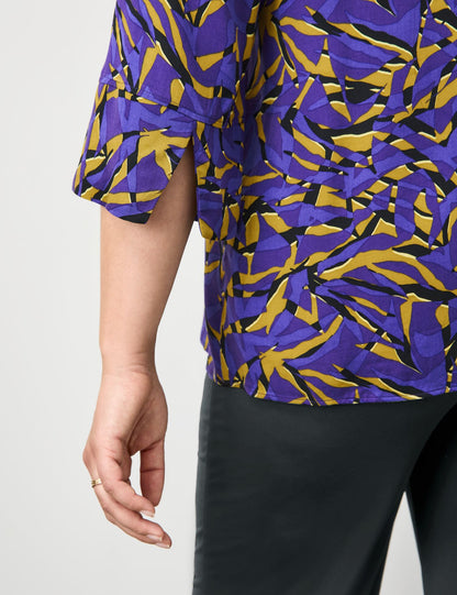 3/4-Sleeve Blouse With An All-Over Print_560503-21105_3482_04