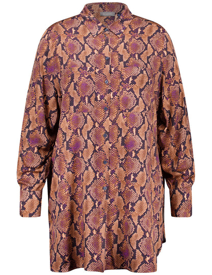 Long Blouse with A Snakeskin Print_560522-21155_7442_02