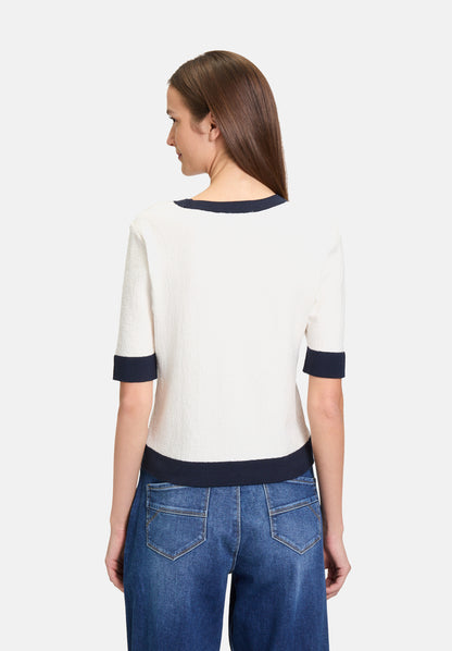 Betty Barclay_Cream/Dark Blue_Fine Knit Round Neck Sweater_5886-3077_1883_04