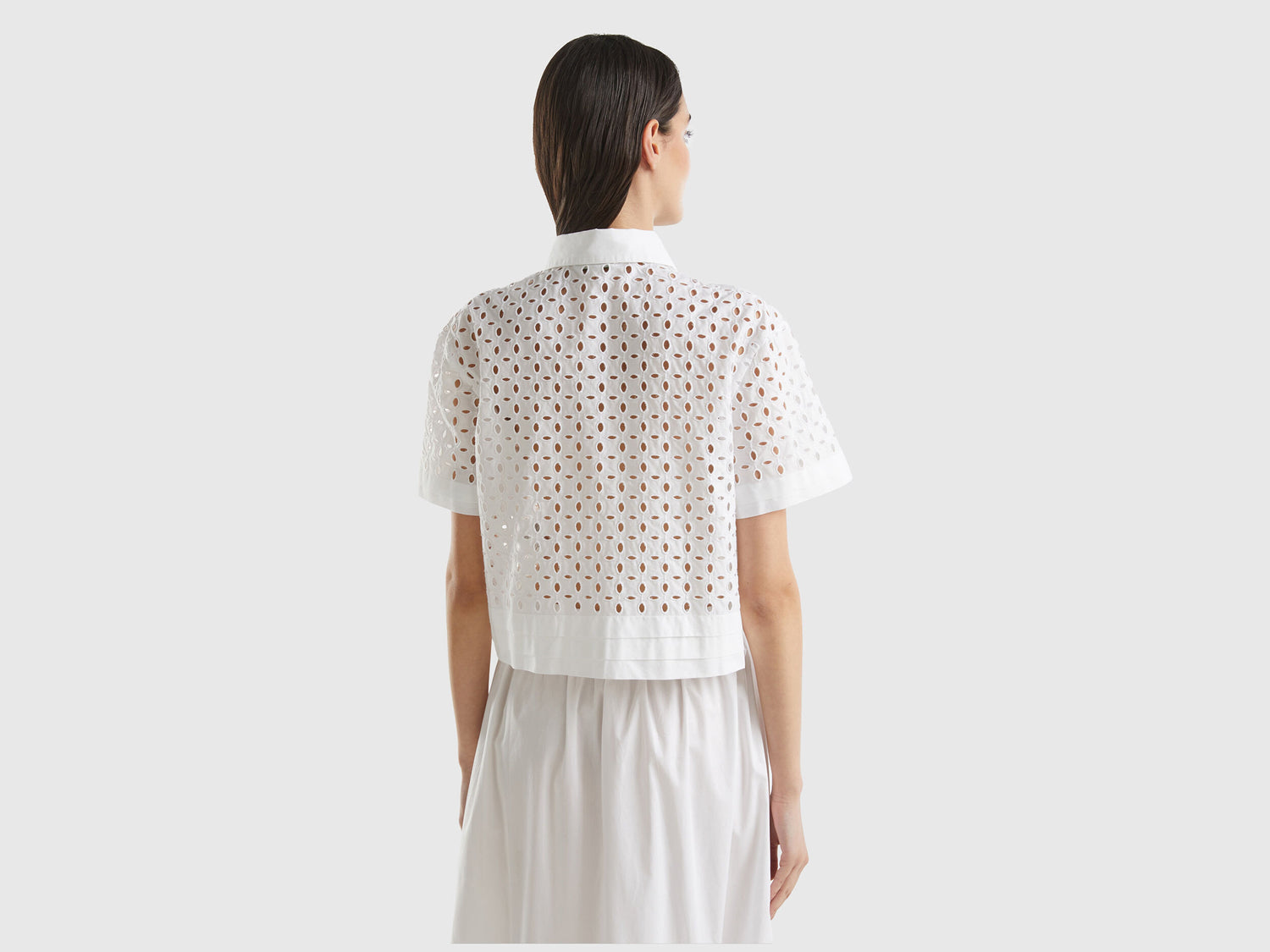 Short Sleeve Shirt In Broderie Anglaise_58BHDQ08B_101_02