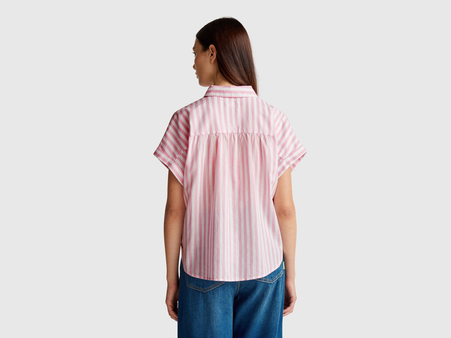 Benetton_Comfort Fit Striped Shirt_58I5DQ08M_78C_02