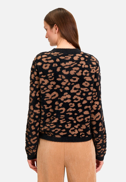 Betty Barclay_Black/Camel_Jacquard Knit Cardigan_5910-3124_9873_03