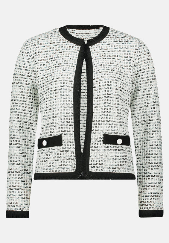 Betty Barclay_Cream/Black_Knitted Cardigan with Fringes_5940-3063_1891_04