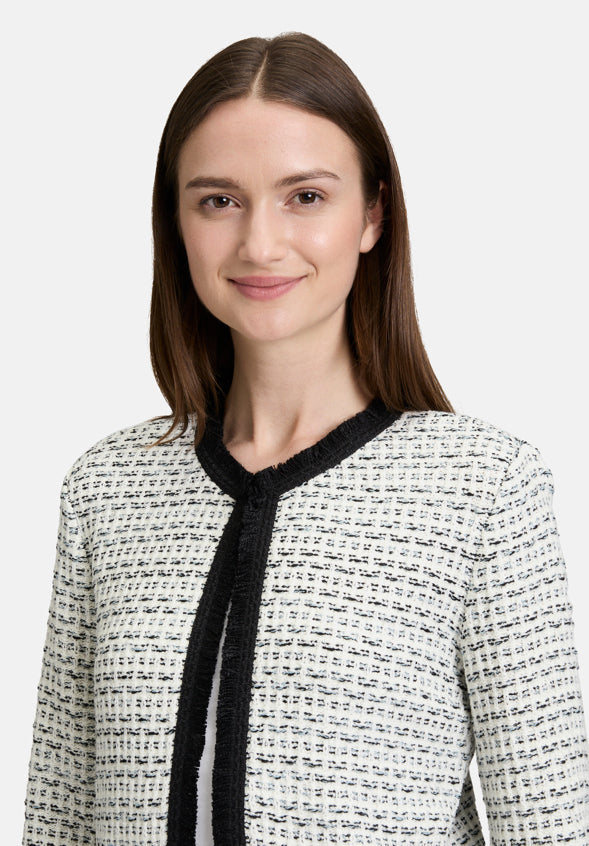 Betty Barclay_Cream/Black_Knitted Cardigan with Fringes_5940-3063_1891_06