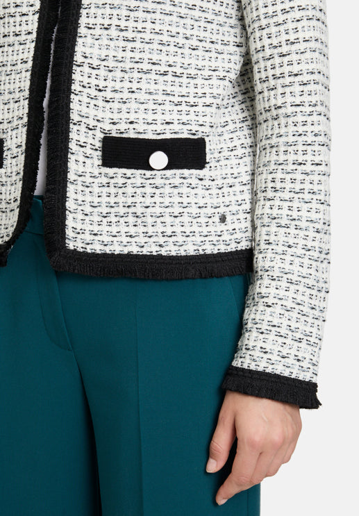 Betty Barclay_Cream/Black_Knitted Cardigan with Fringes_5940-3063_1891_07