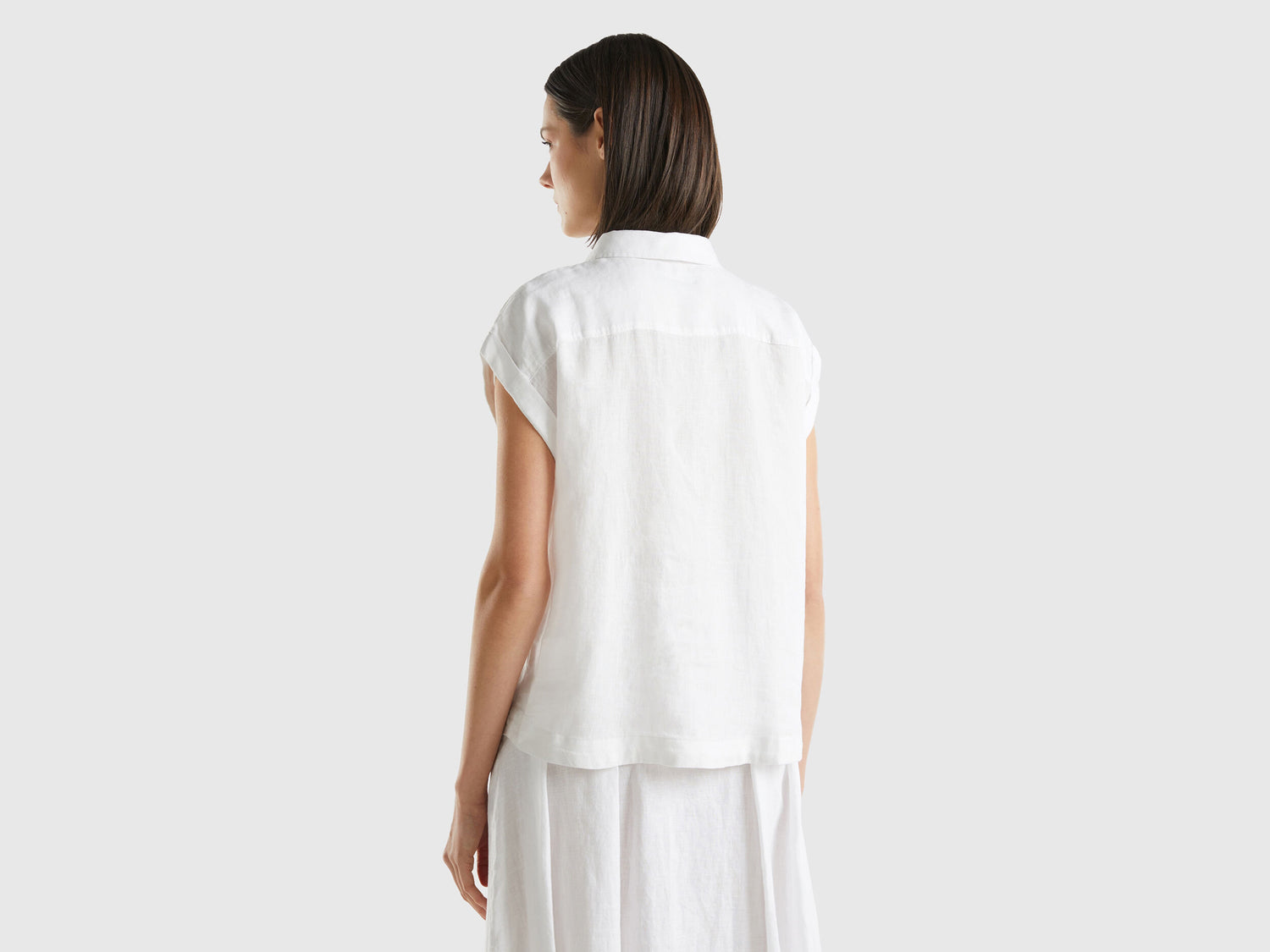 Boxy Fit Shirt In Pure Linen_5Bmldq06V_101_03