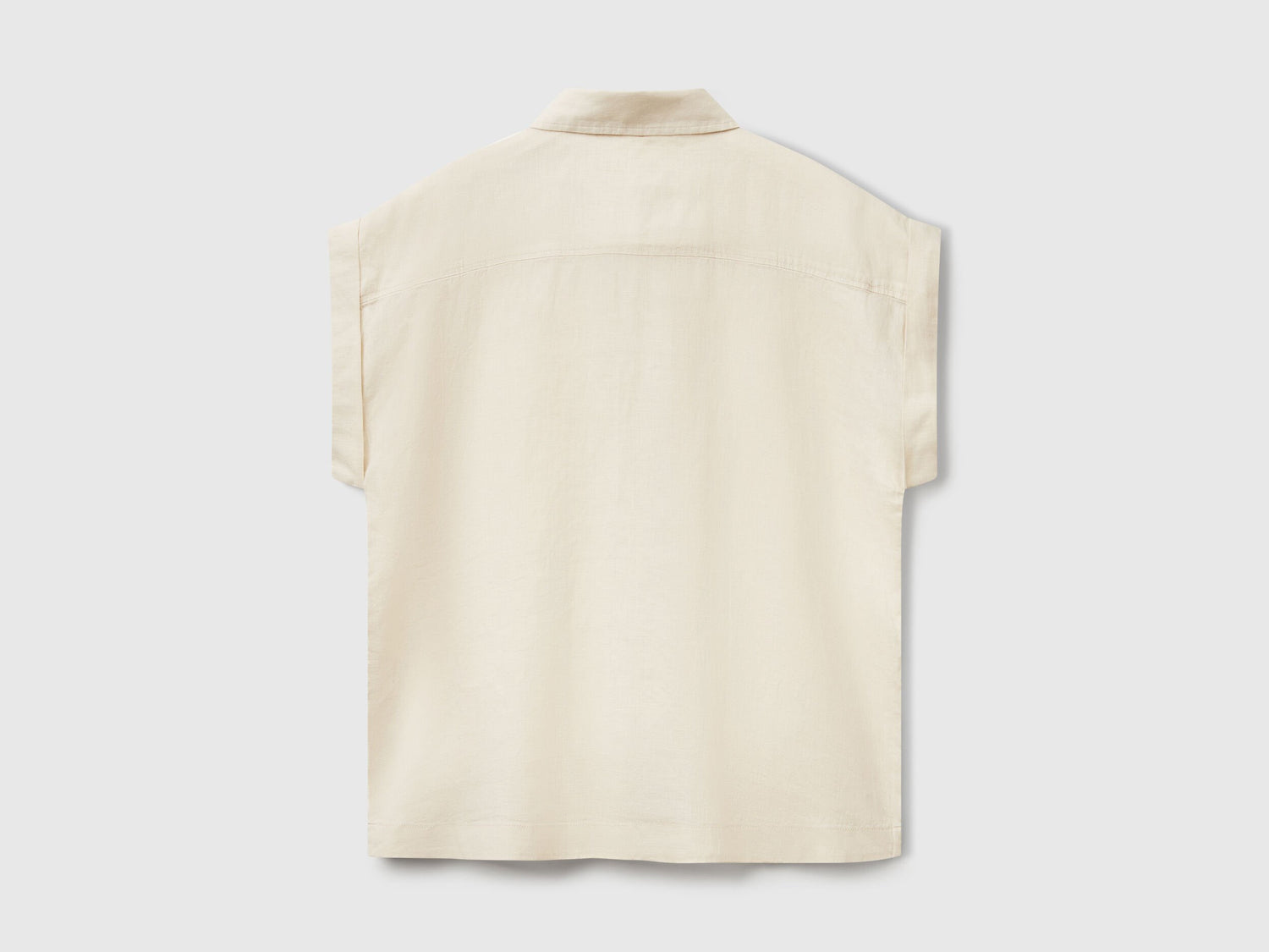 Benetton_Regular Fit Shirt in Pure Linen_5BMLDQ06V_152_05