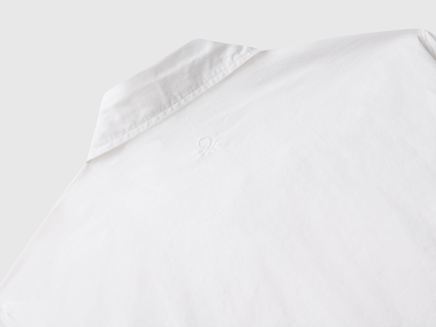 Benetton_White_Oversized Fit Shirt_5EW7CQ04A_101_03