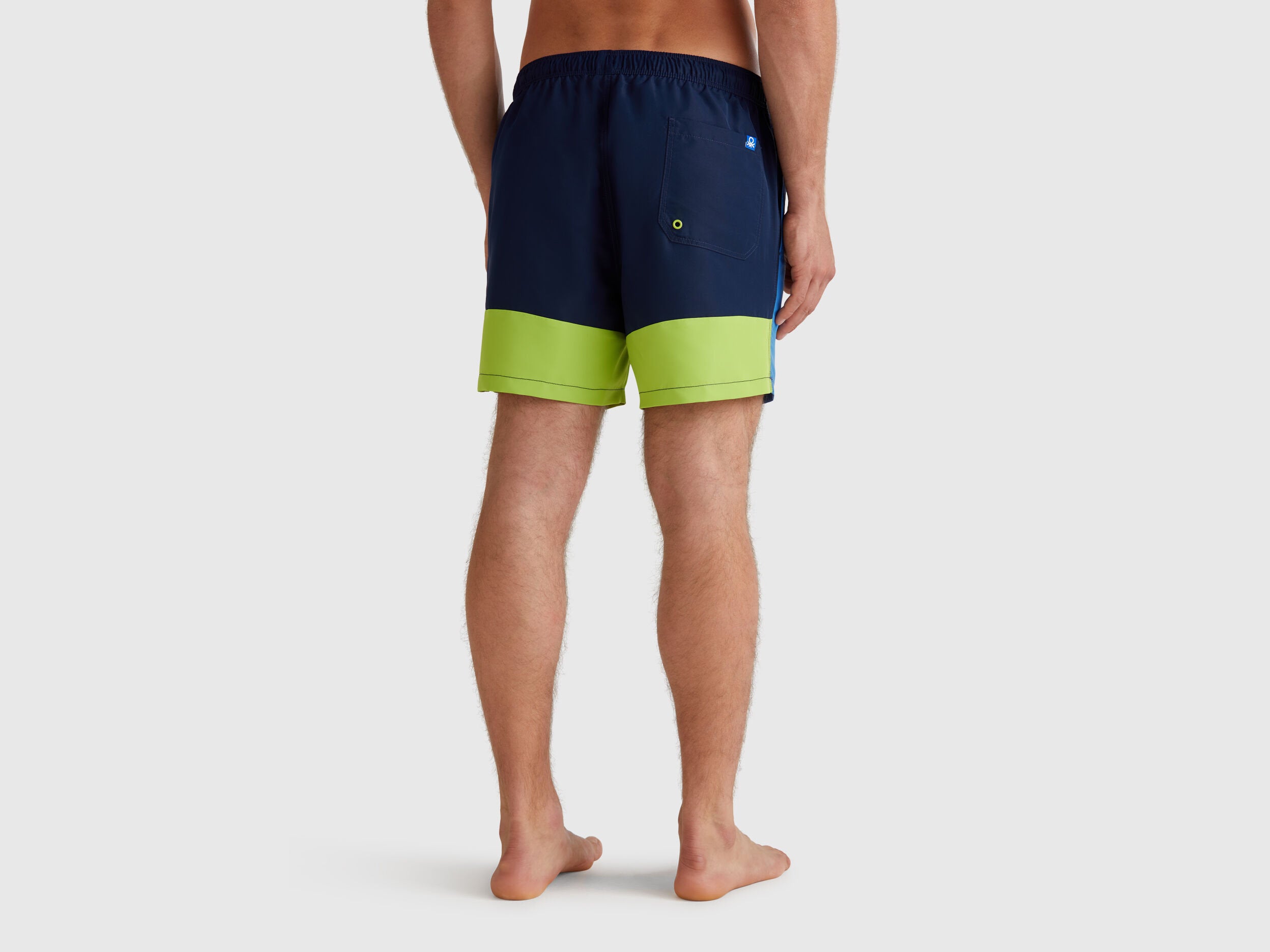 Benetton_Color Block Swim Trunks_5JD06X00U_252_02