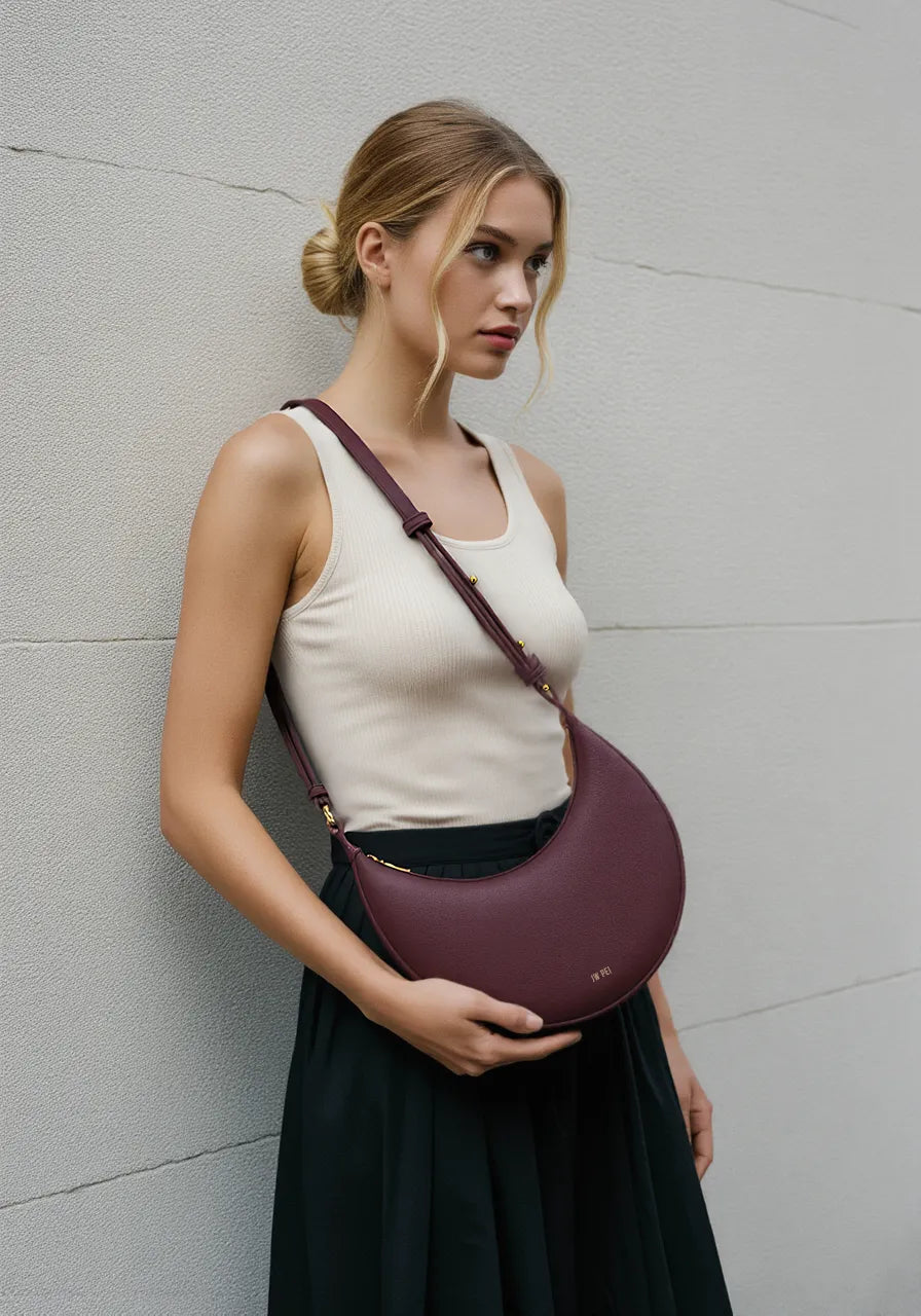 JW PEI_Deep Claret_Carly Medium Shoulder Bags_5S04-4_Deep Claret_09