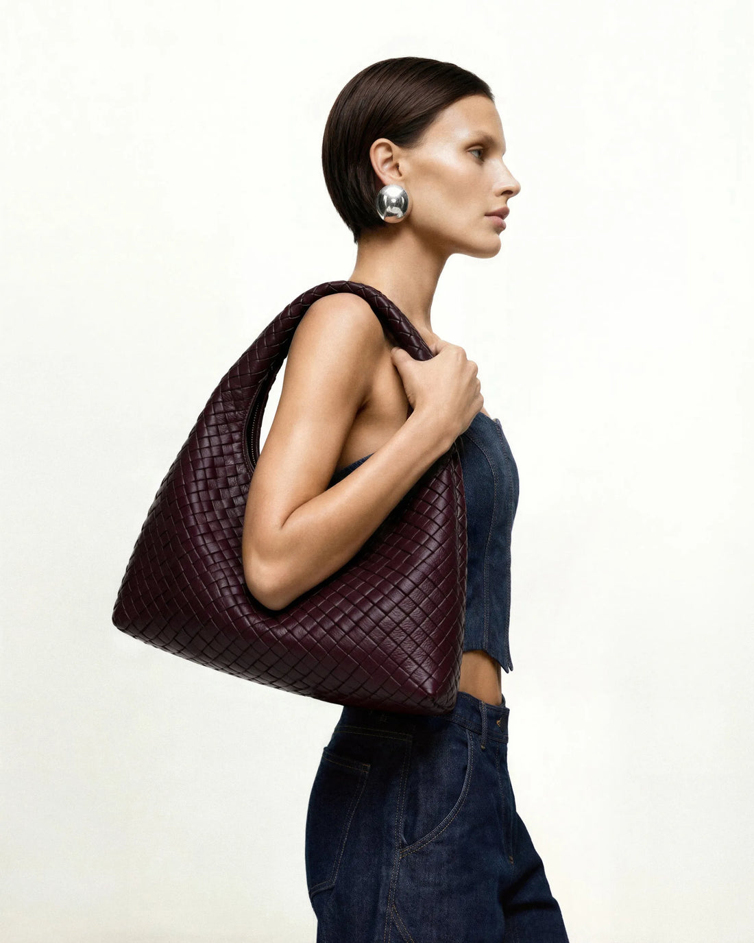 JW PEI_Deep Burgundy_Iaura Woven Shoulder Bag_5S286-4_Deep Burgundy_02