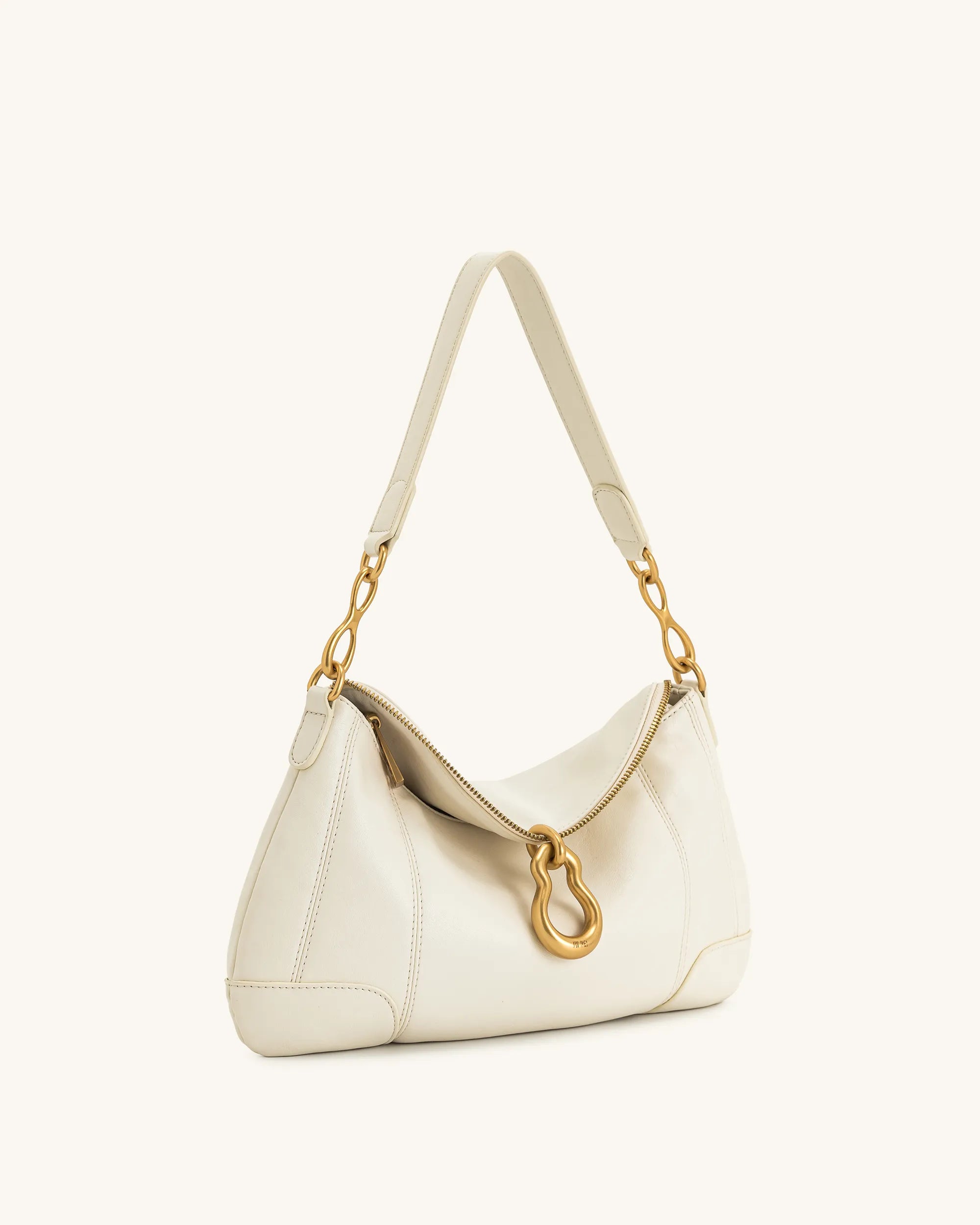 JW PEI_White_Jayla Metal Pendant Embellished Shoulder Bags_5S299-2_White_03