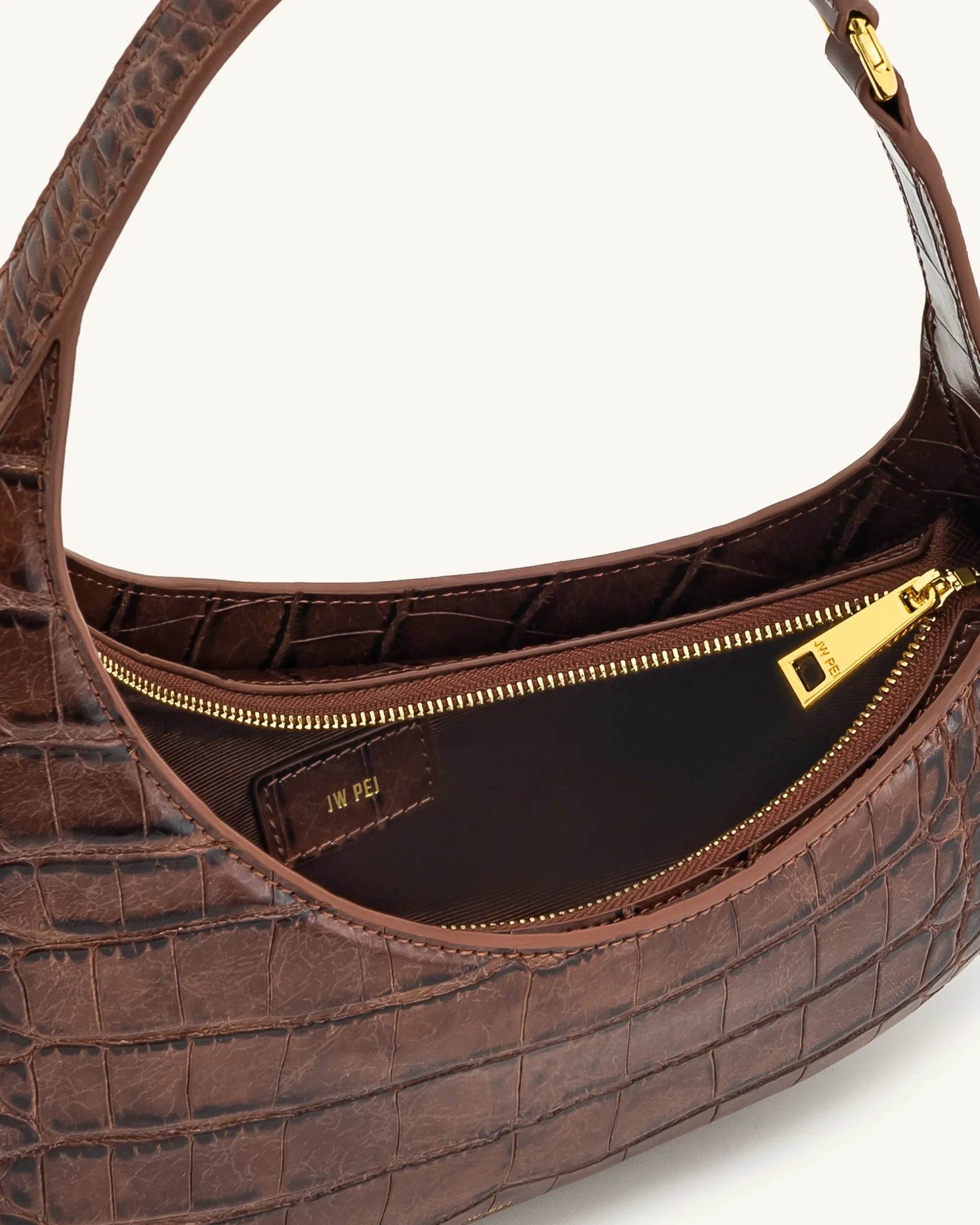JW PEI_Brown Croc_Harlee Shoulder Bag_5S61-31_Brown Croc_04