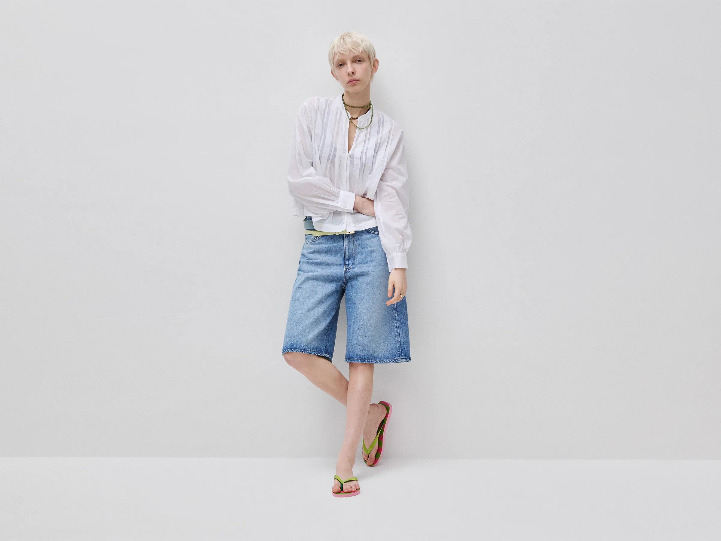 Benetton White Women Lightweight Blouse with Pleats SKU: 5SI1DQ0E5_101 Image 03