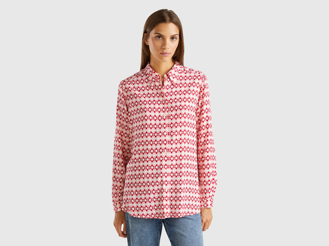 Patterned Shirt in Viscose_5T17DQ04R_66E_01