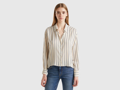 Striped Shirt With V-Neck_5TUQDQ0BK_901_01