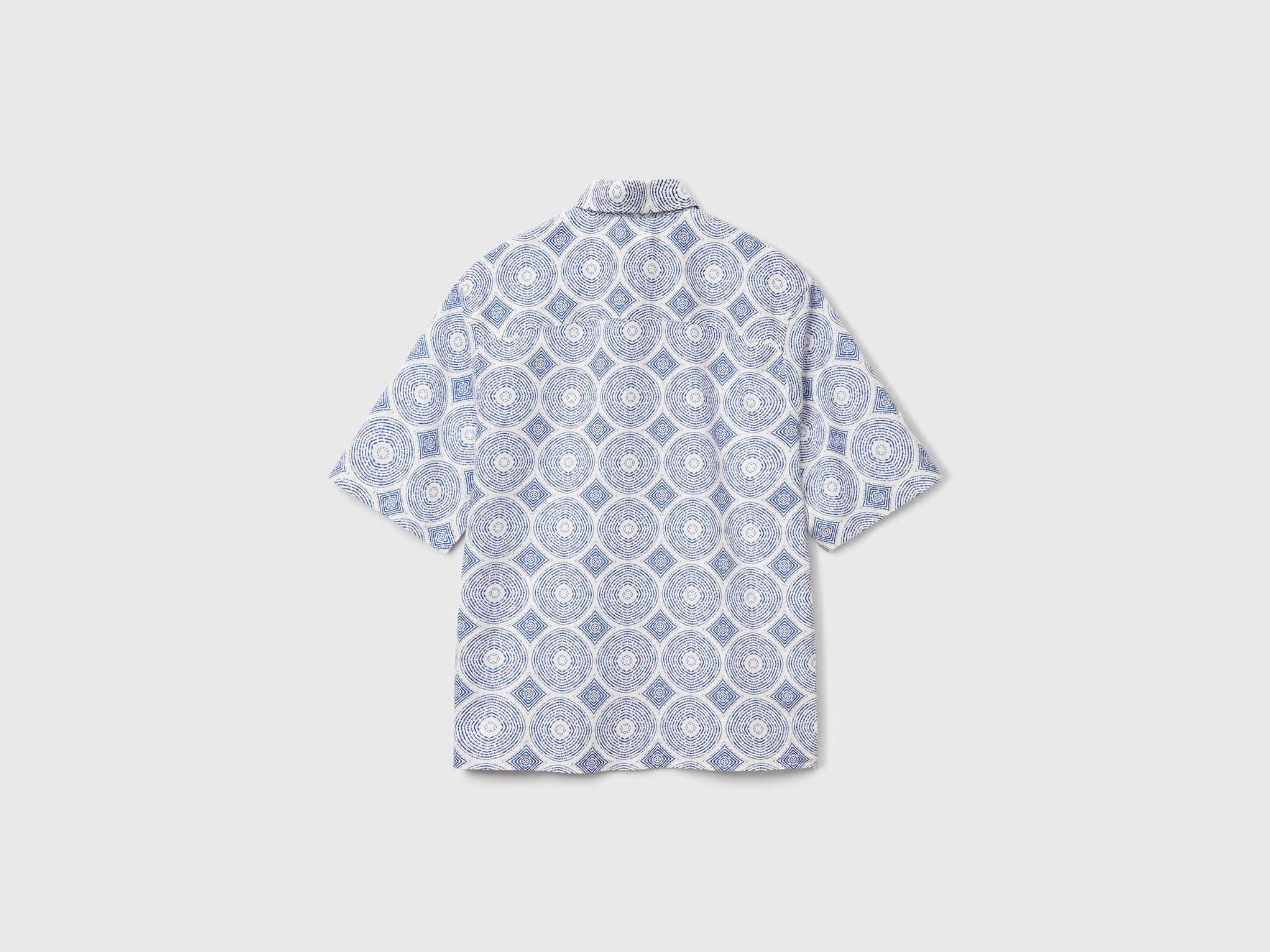 Benetton_Short Sleeve Patterned Shirt_5UBMUQ05P_68Q_05