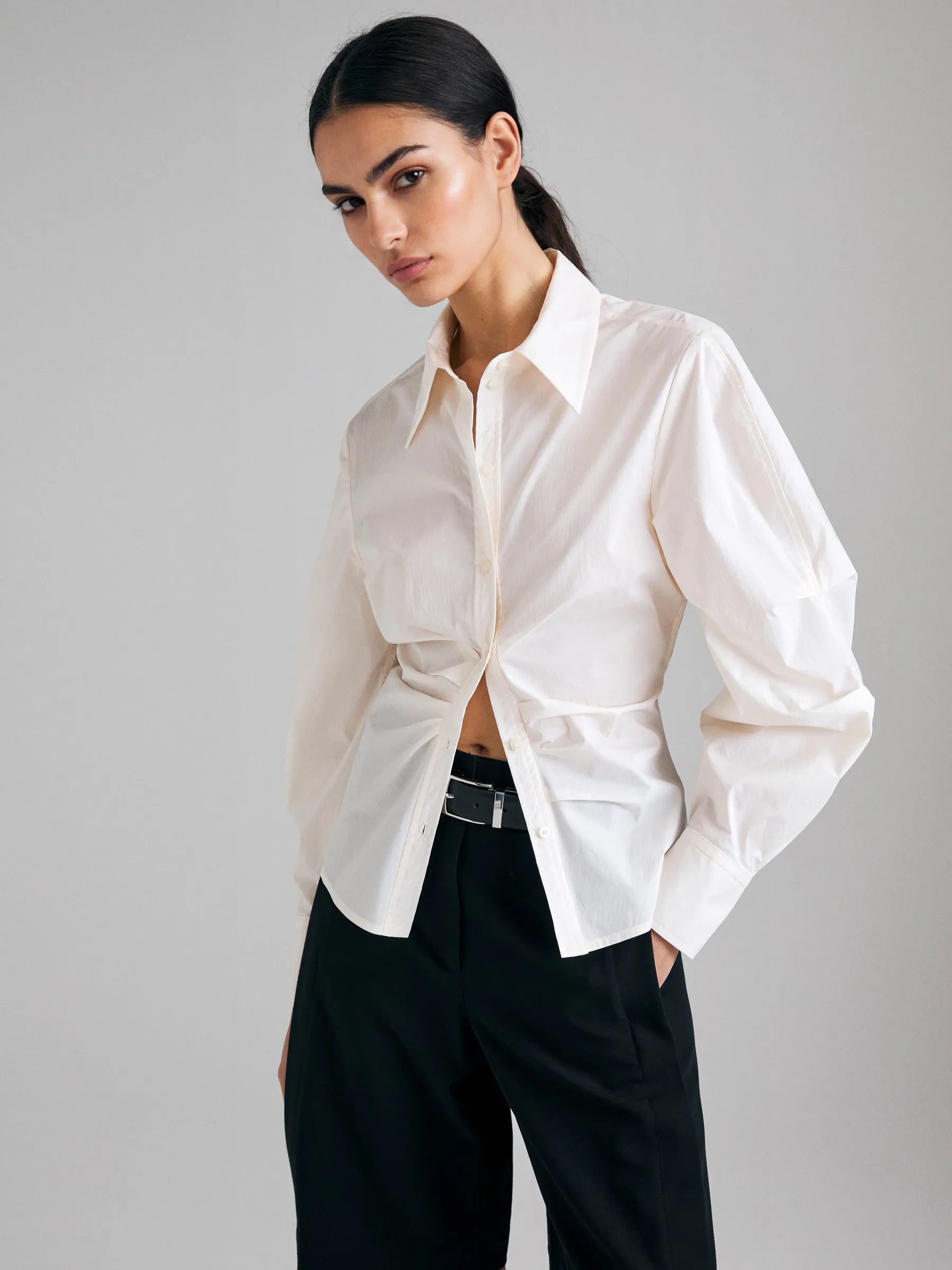 Sisley Creamy white Women Slim Fit Shirt with Pleats SKU: 5V5TLQ0AE_00E Image 03