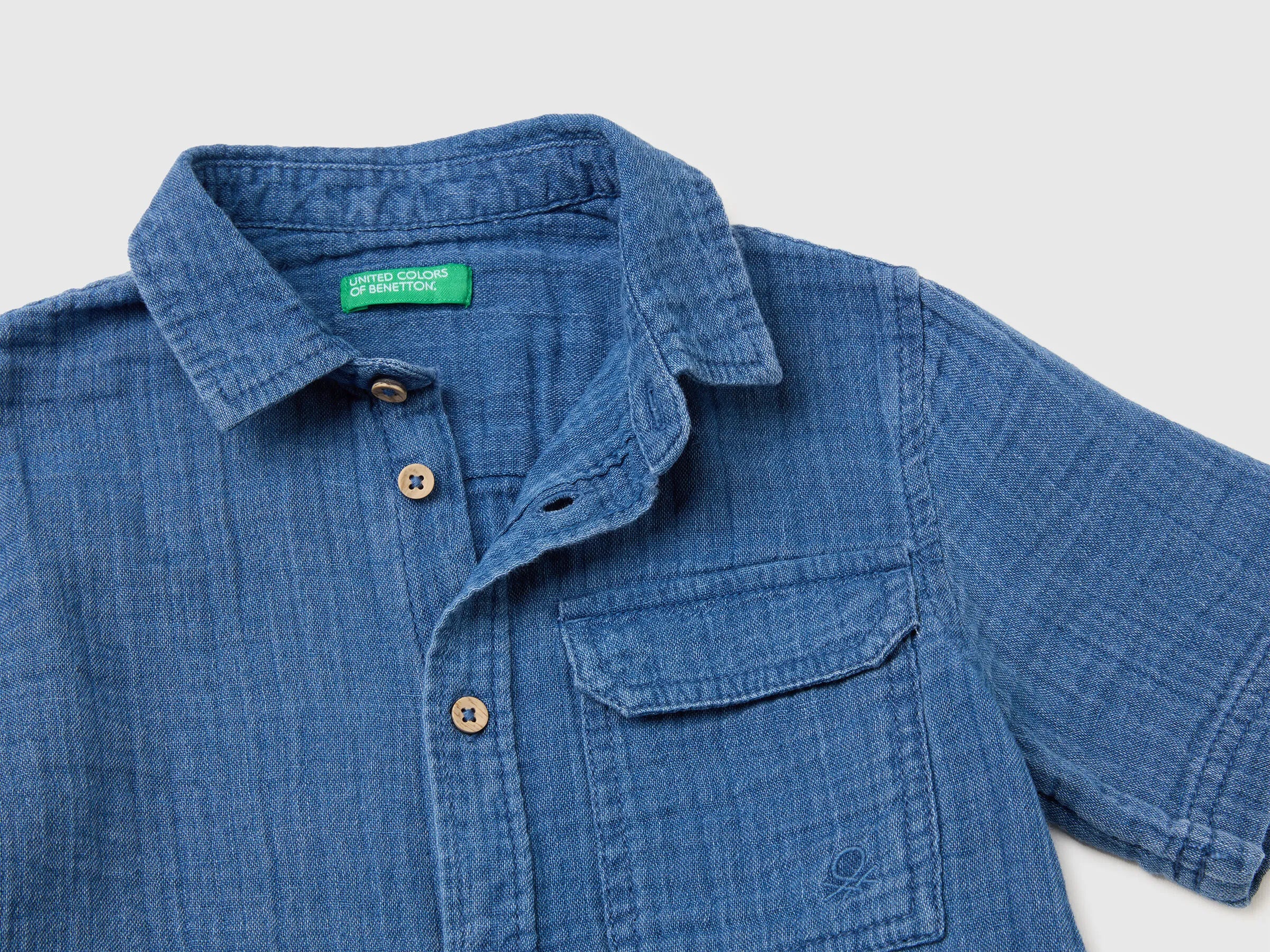 Benetton Dark Blue Boys Short-Sleeved Shirt in Light Gauze SKU: 5V7JGQ037_901 Image 03