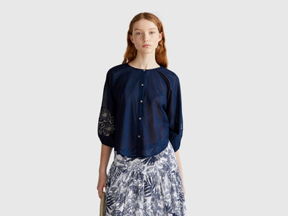Benetton_Blouse with Floral Embroidery_5VZCDQ0BN_252_01