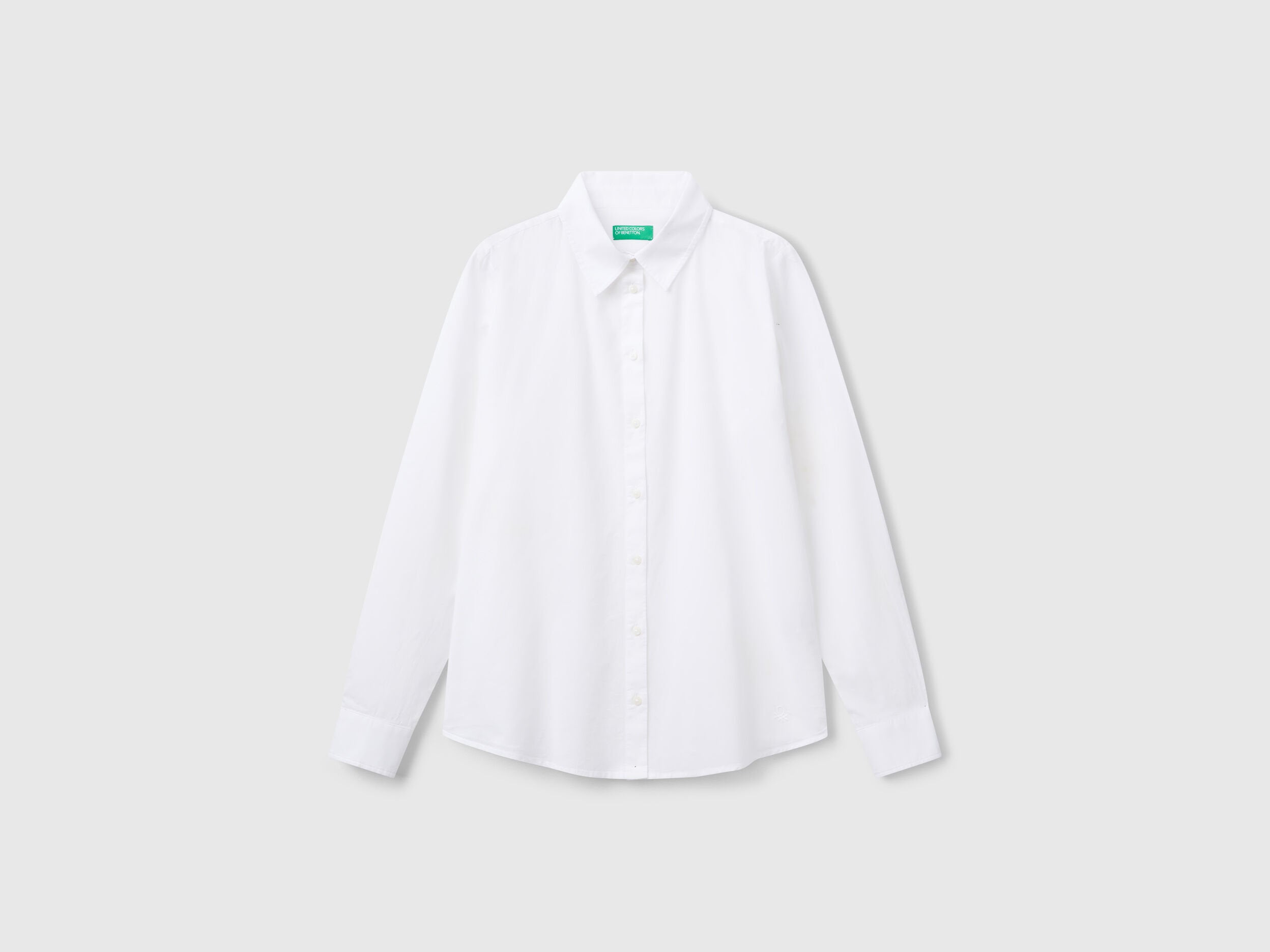 Beneton_Regular Fit Shirt in Light Cotton_5WPQDQ0AX_101_04
