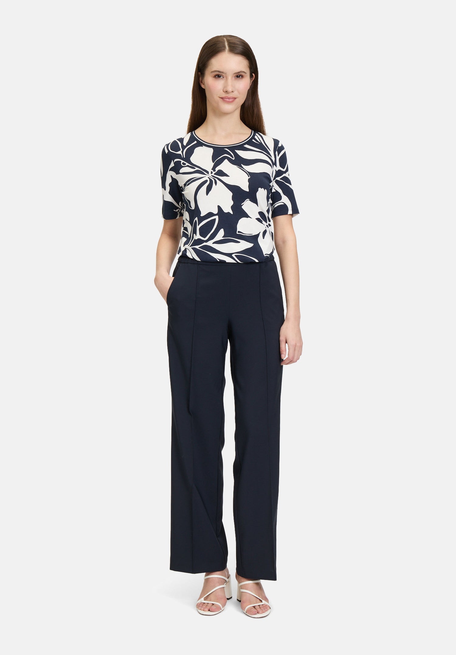 Betty Barclay_Pull-On Trousers Plain Colors_6004-1080_8345_01