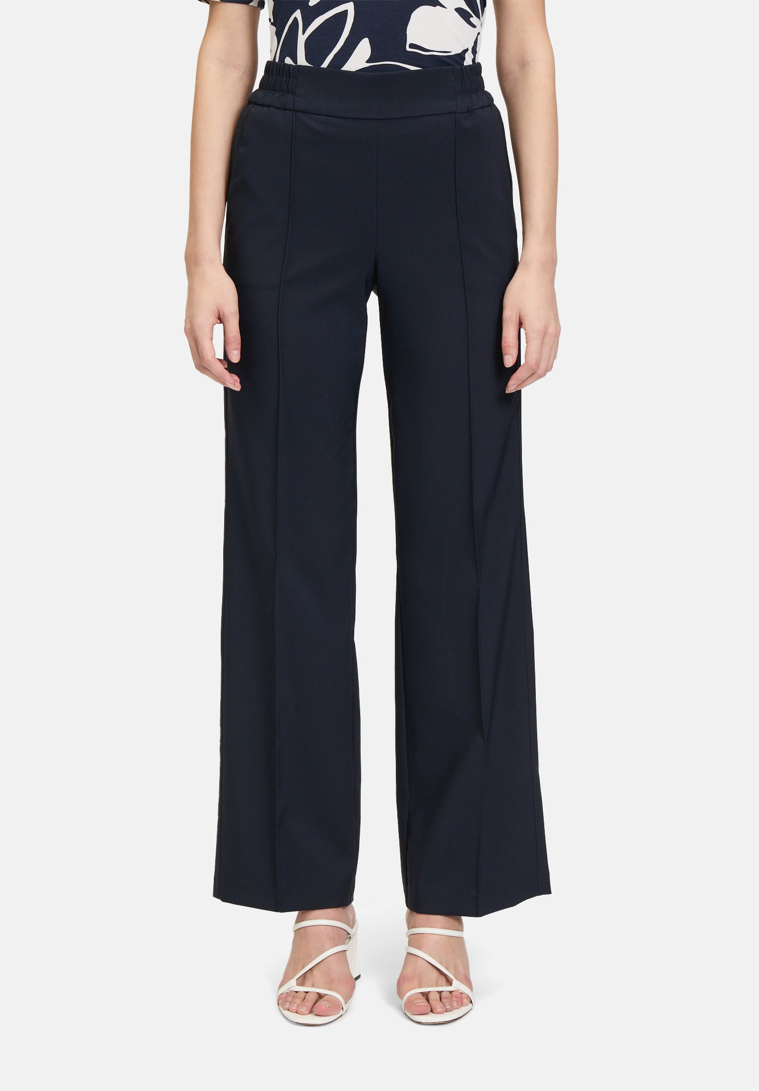 Betty Barclay_Pull-On Trousers Plain Colors_6004-1080_8345_02