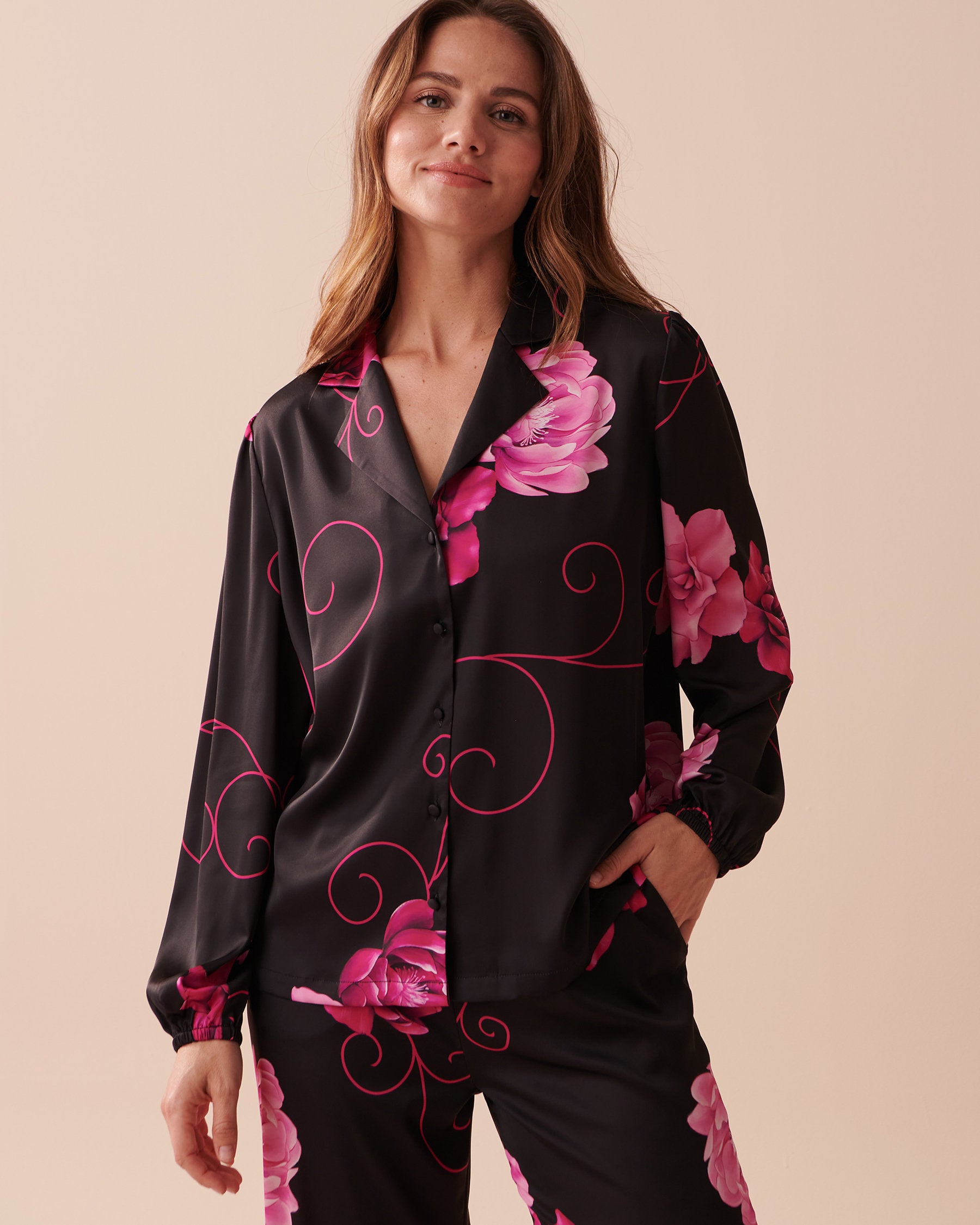 Satin Top L/Slv_60100087_P00315_01
