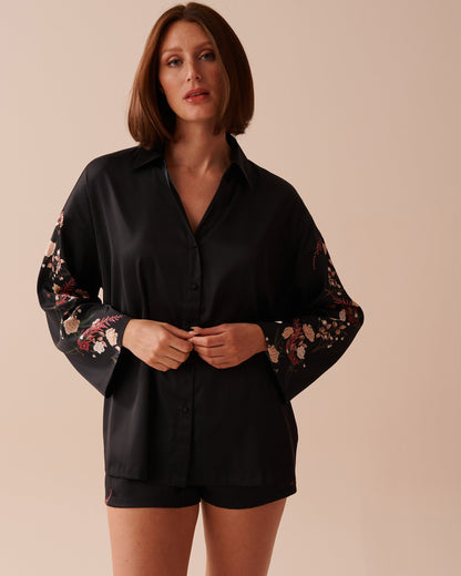 LUXURY EDITION Black Bouquet Satin Button-Down Shirt_60100108_P00357_01