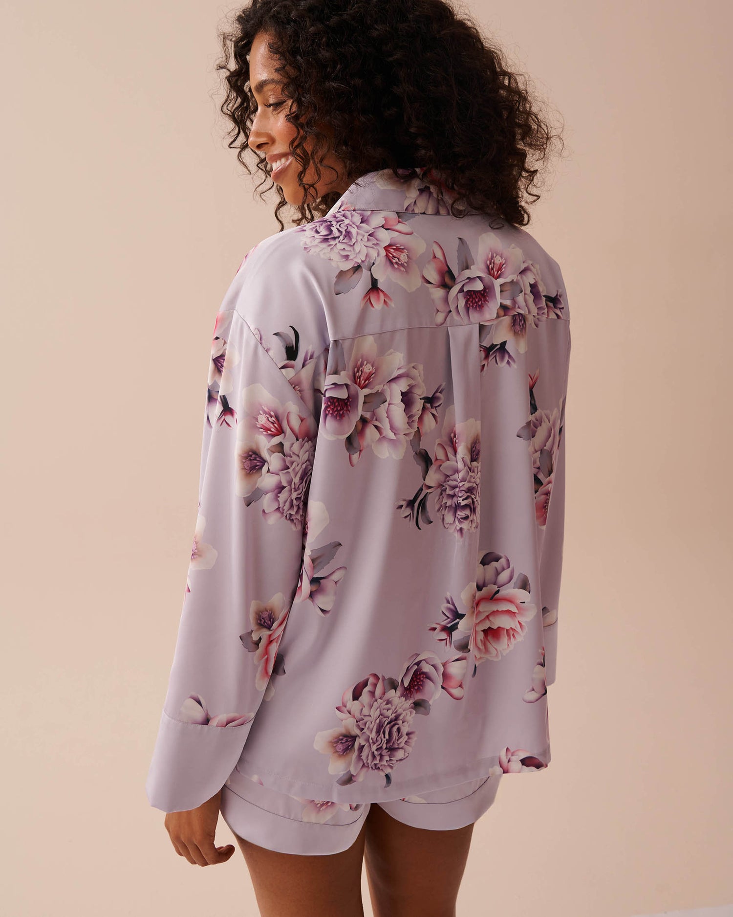 LUXURY EDITION Victorian Floral Satin Shirt_60100111_P50069_02