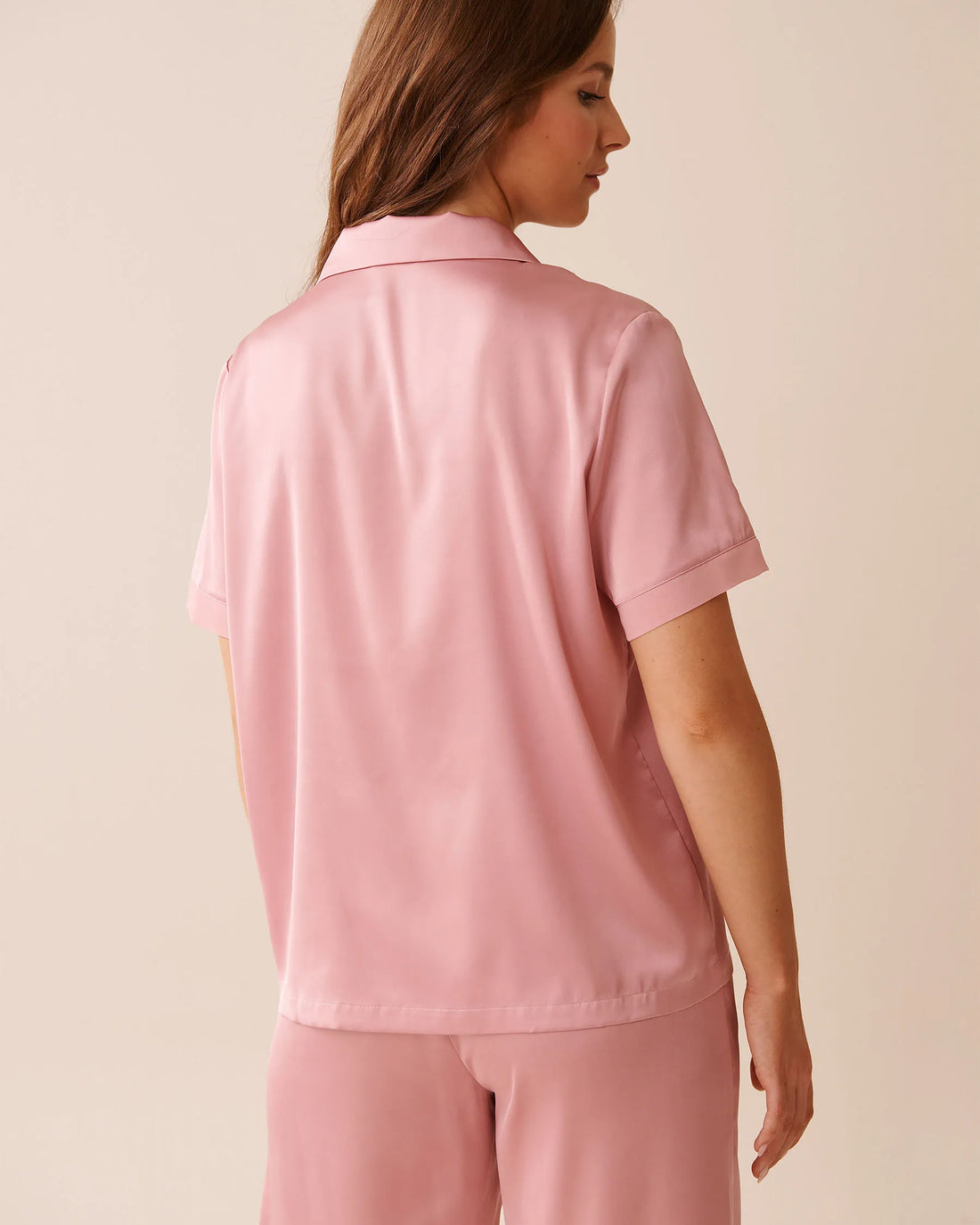 La Vie en Rose_Zephyr_Luxury Edition Satin Button-Down Shirt_60100150_60160_02
