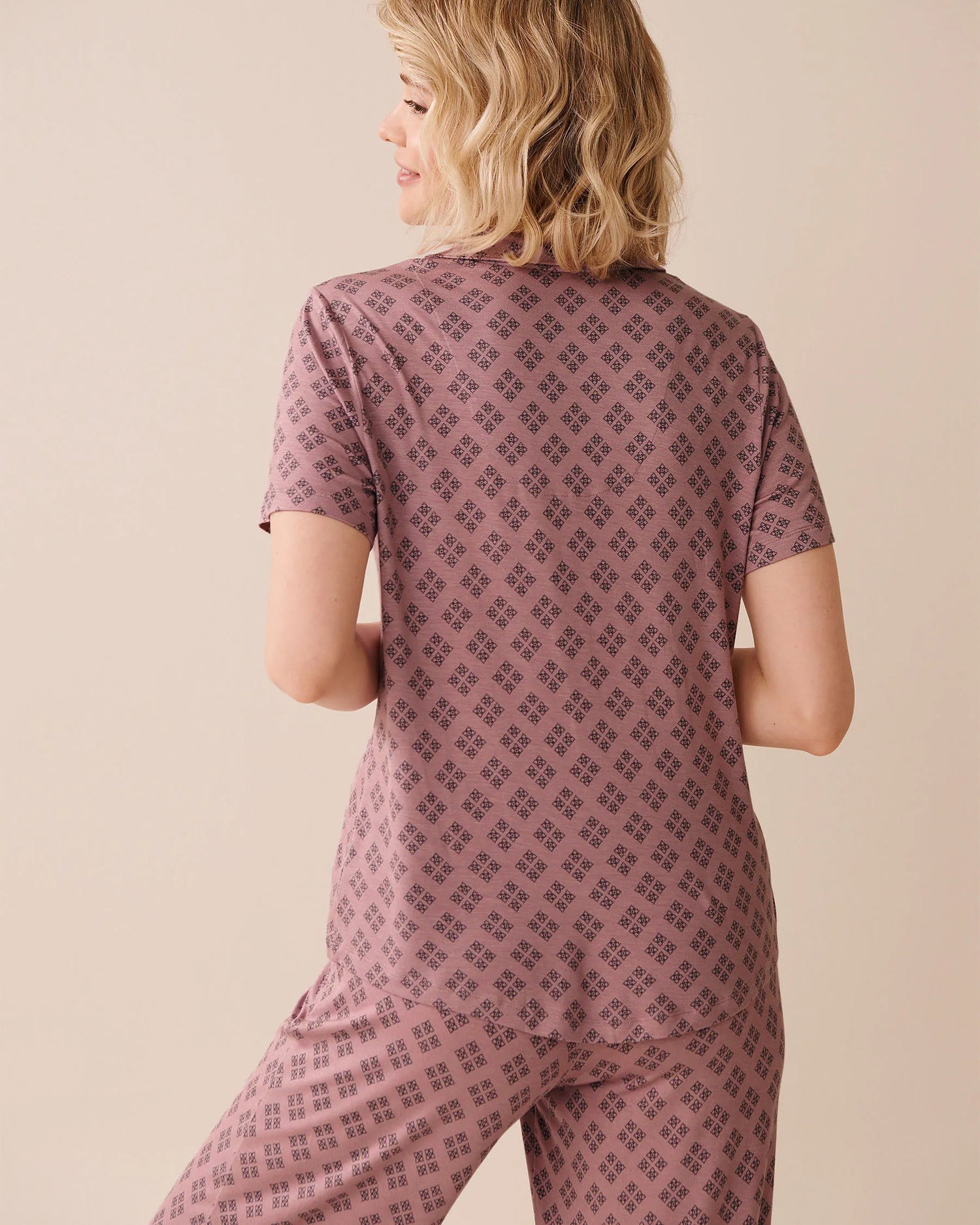 La Vie en Rose_Mauve Geo Ditsy_Geo Print Soft Jersey Short Sleeve Button-Down Shirt_60100158_P50101_02