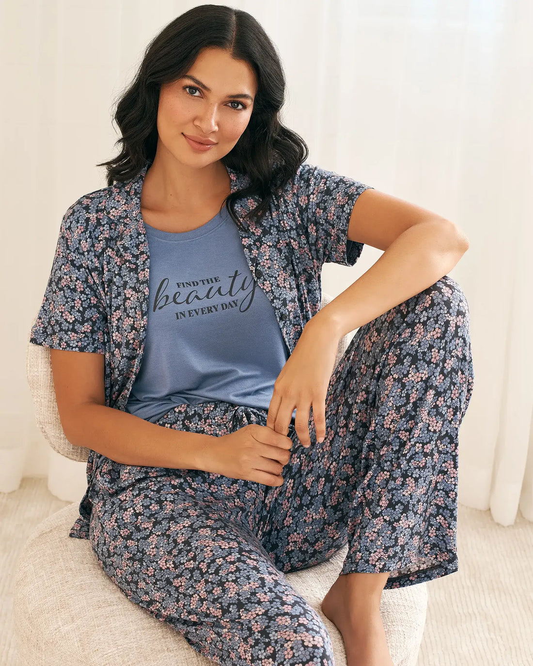 La Vie en Rose_Stonewash_Ditsy Floral Print Soft Jersey Crew Neck T-Shirt_60100159_40011_01