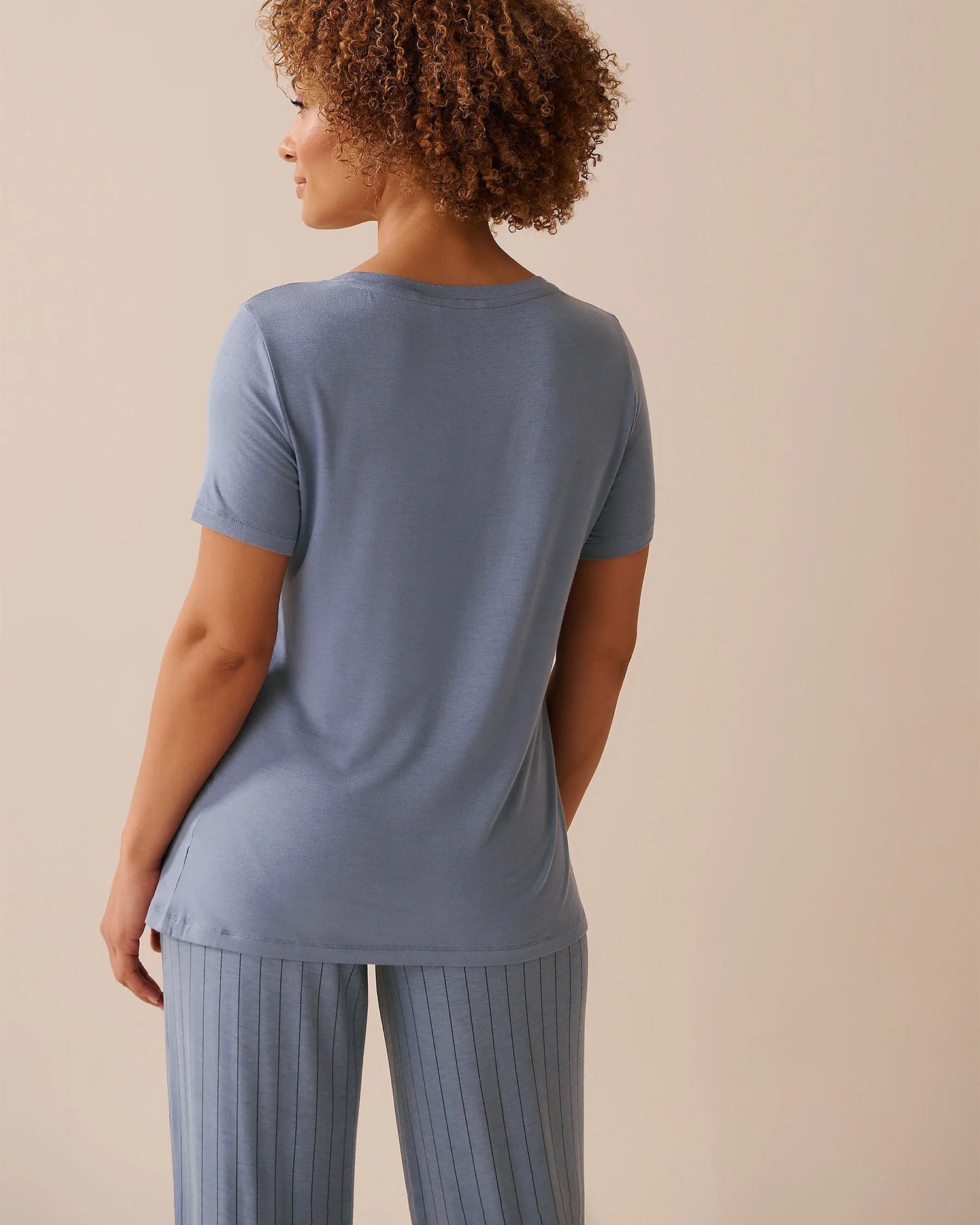 La Vie en Rose_Stonewash_Ditsy Floral Print Soft Jersey Crew Neck T-Shirt_60100159_40011_03