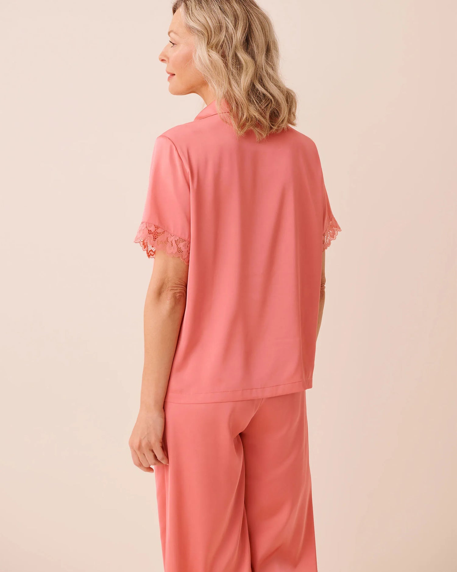 La Vie en Rose Flamingo Plume Women LUXURY EDITION Lace Trim Satin Button-down Shirt SKU: 60100184_60239 Image 02