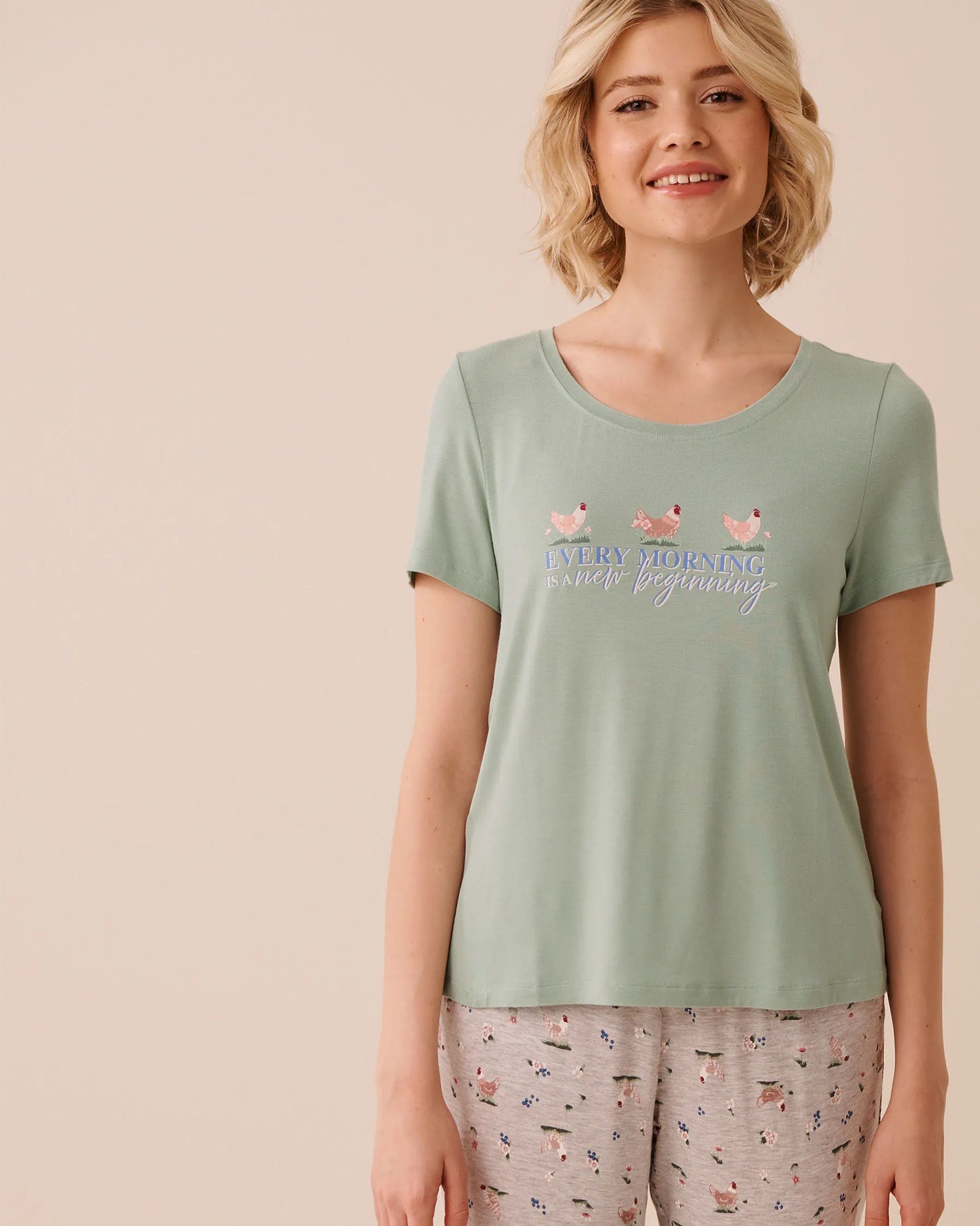 La Vie en Rose Frosty Green Women Chicken Print Soft Jersey T-shirt SKU: 60100190_30055 Image 01