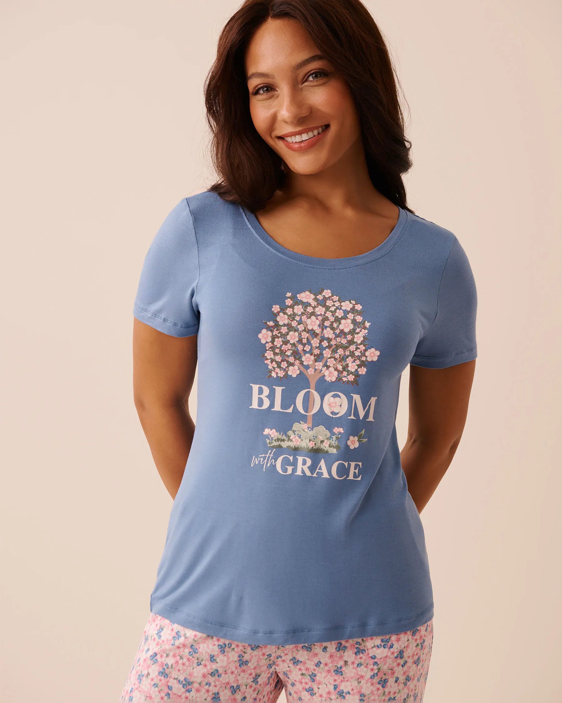 La Vie en Rose Ashleigh Blue W/Screen 2 Women Pink Floral Print Soft Jersey T-shirt SKU: 60100190_P40561 Image 01