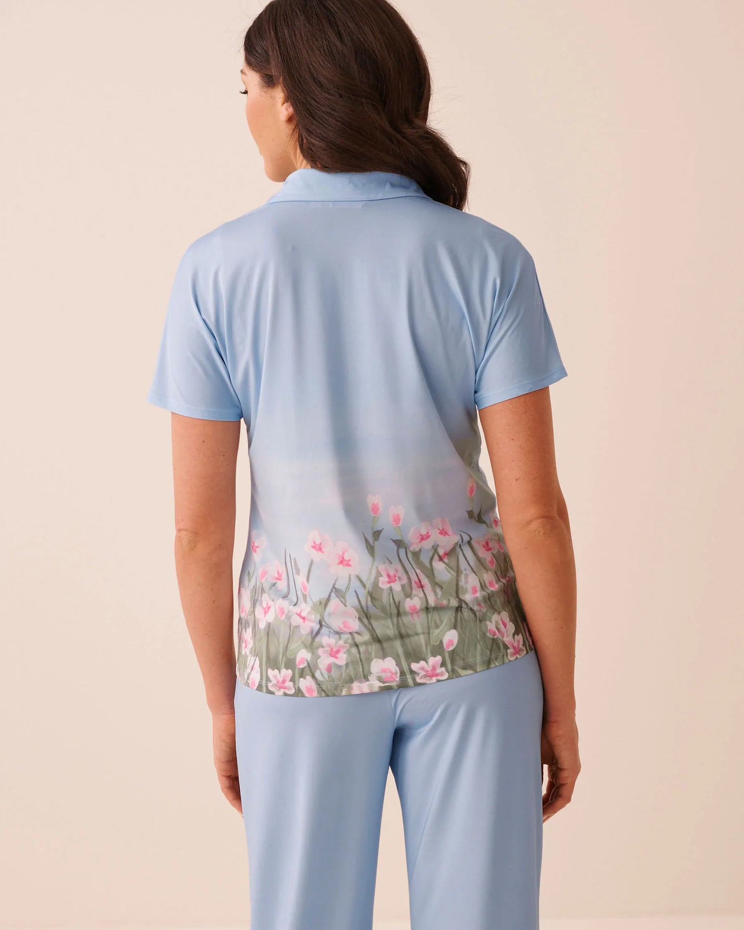 La Vie en Rose Scenery Placement Women Flower Field Print Button-Down Shirt SKU: 60100192_P40573 Image 02