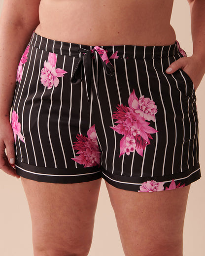 Satin Short_60200082_P00314_01