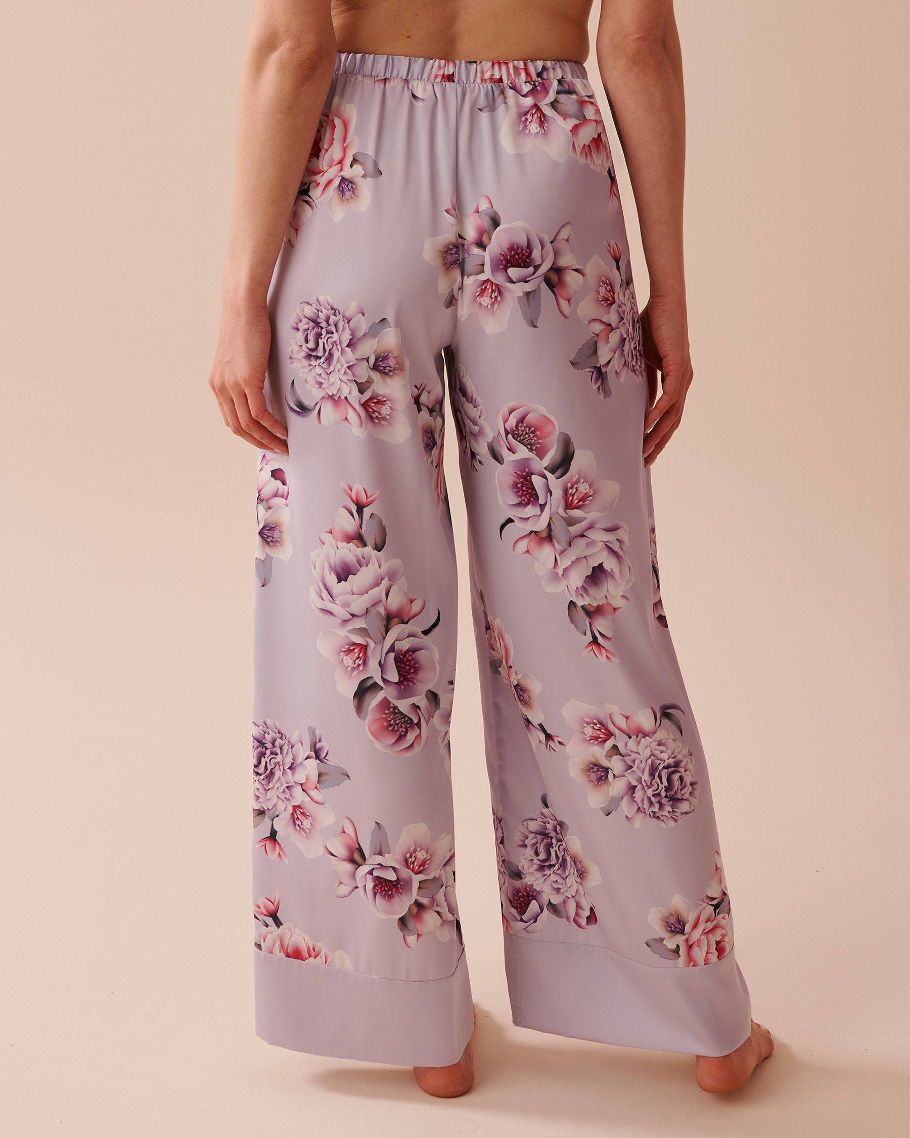 LUXURY EDITION Victorian Floral Satin Pants_60200105_P50069_02