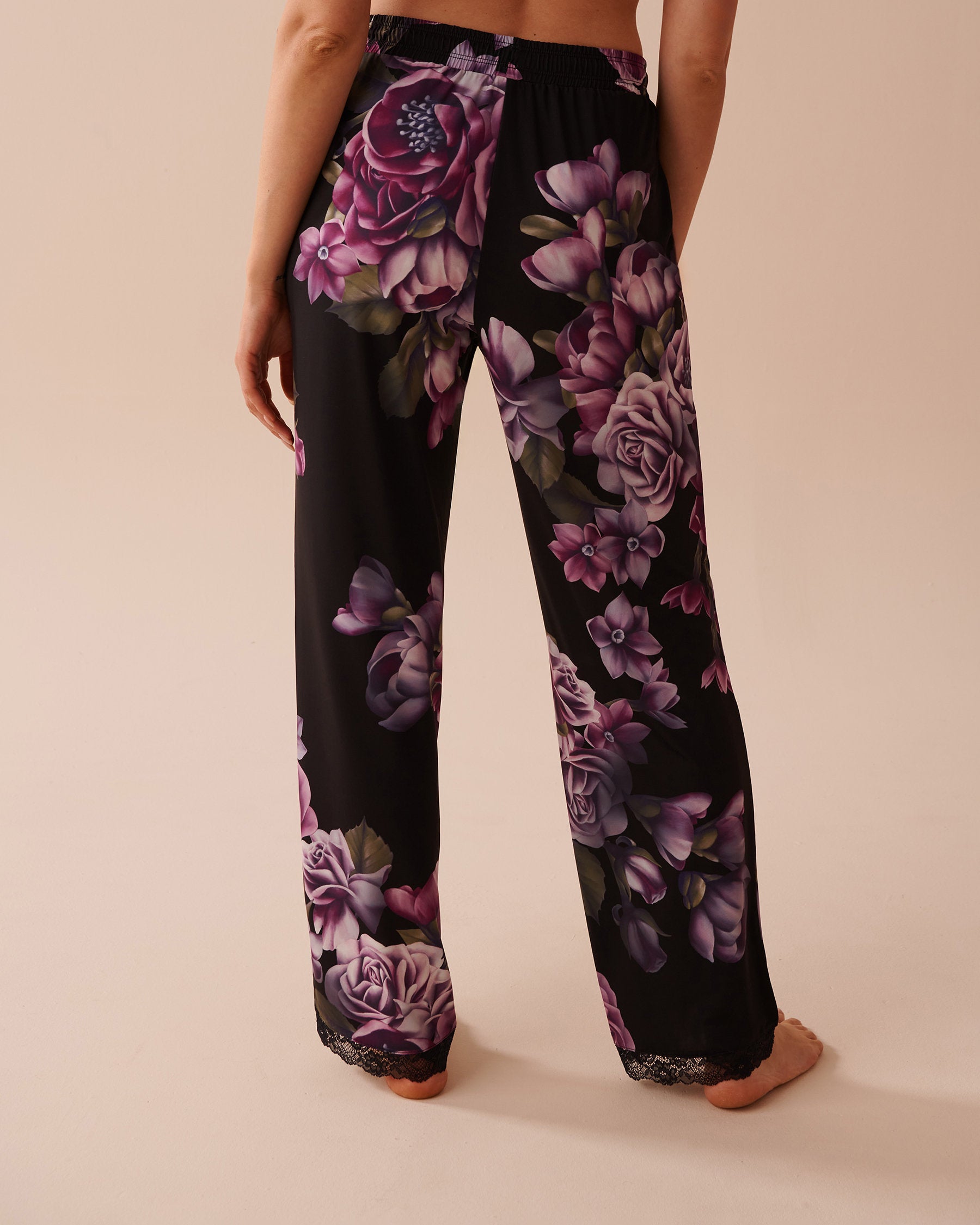 Purple Bouquet Micro and Lace Pants_60200108_P00369_02